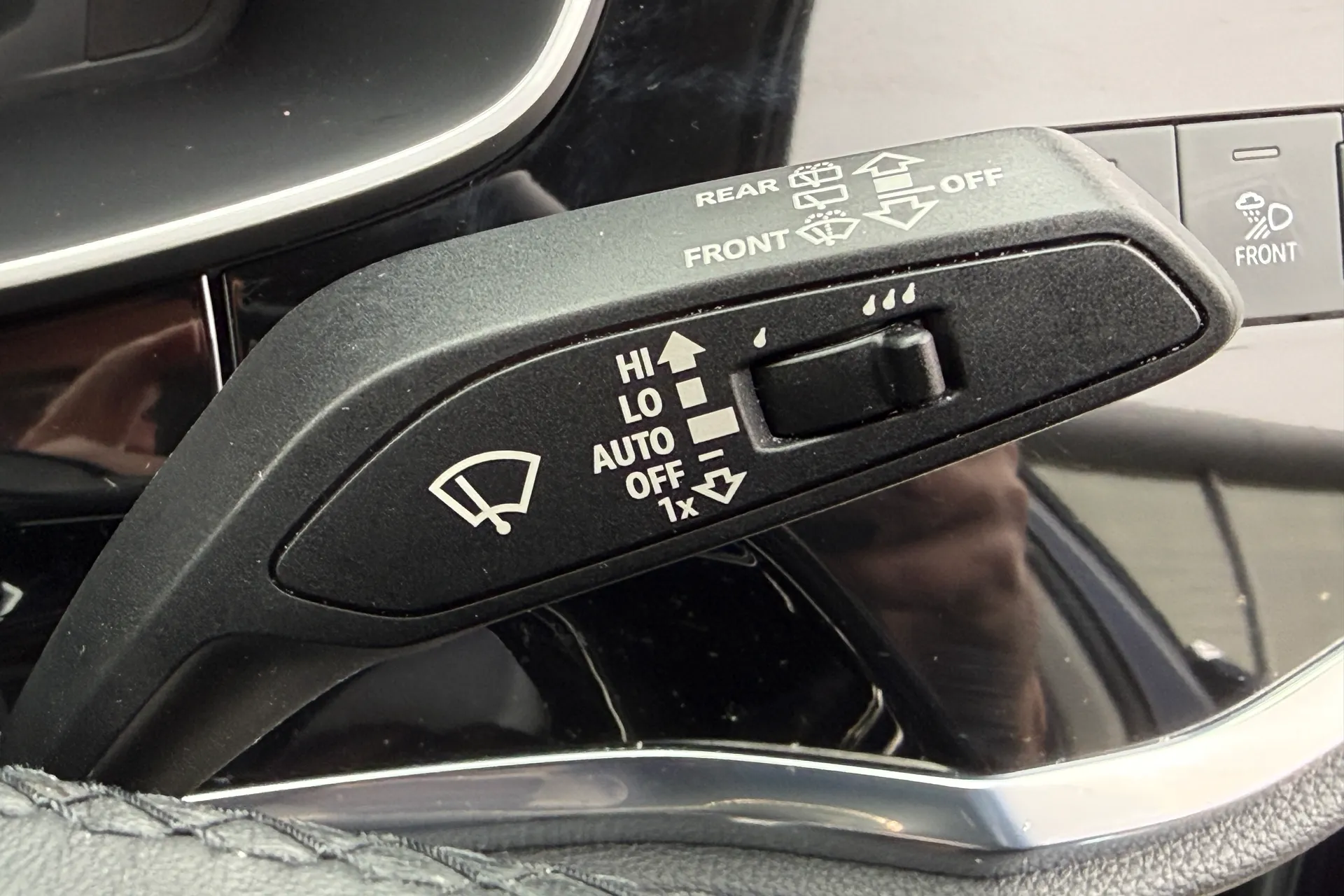 Audi Q3 thumbnail image number 58