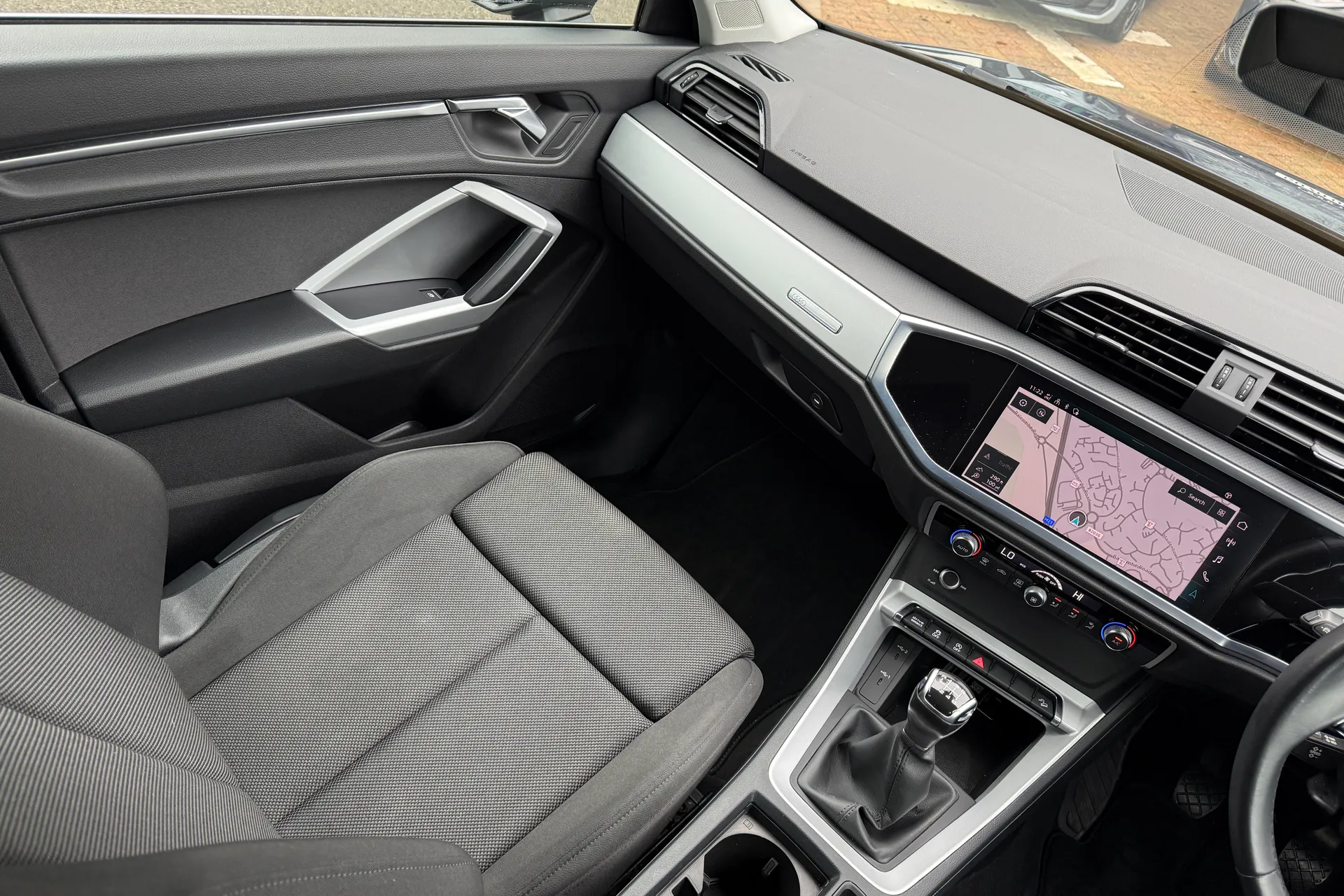 Audi Q3 thumbnail image number 47