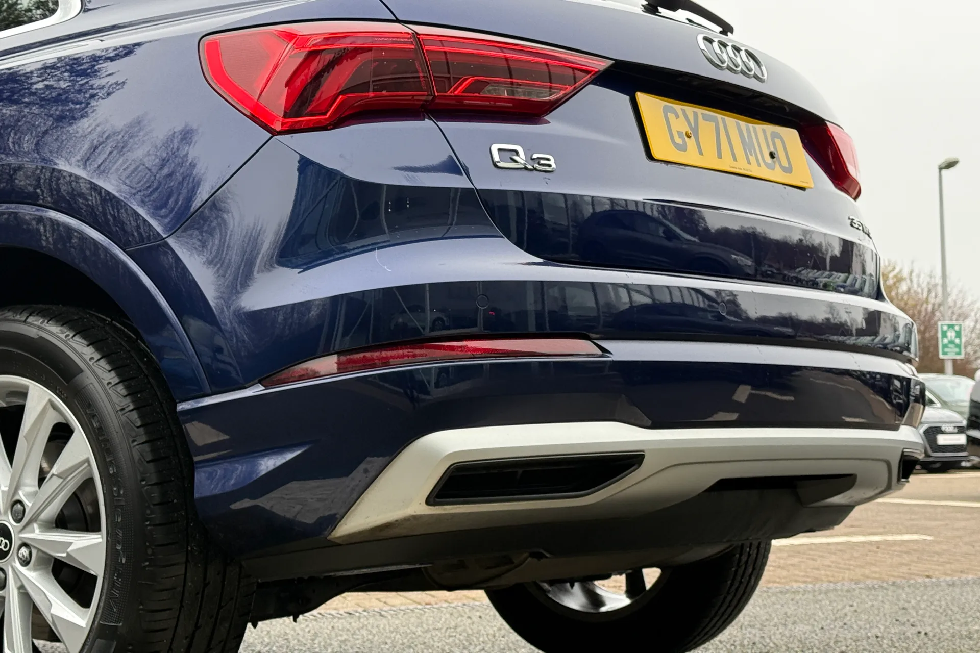 Audi Q3 thumbnail image number 37