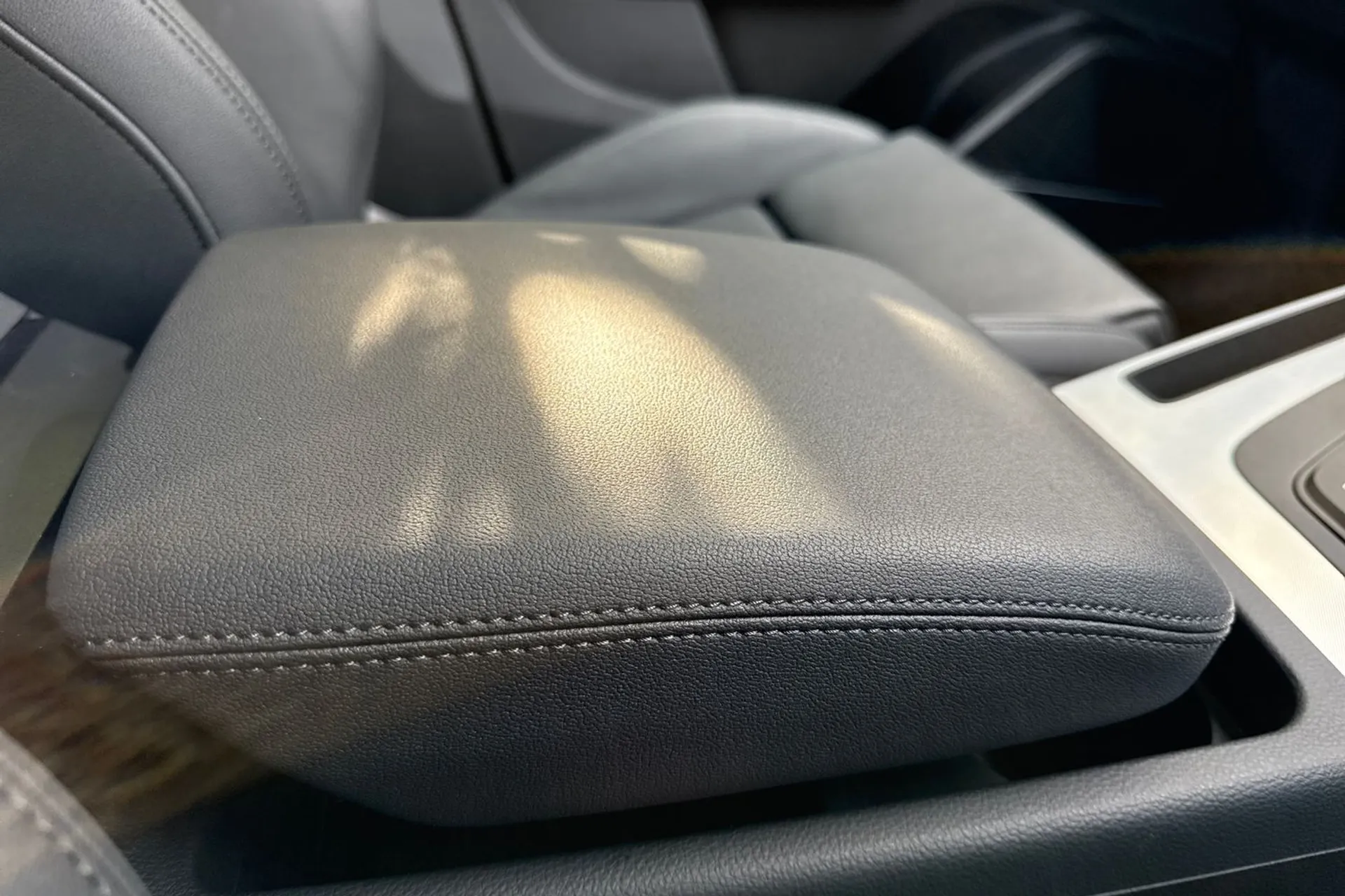 Audi Q5 thumbnail image number 47