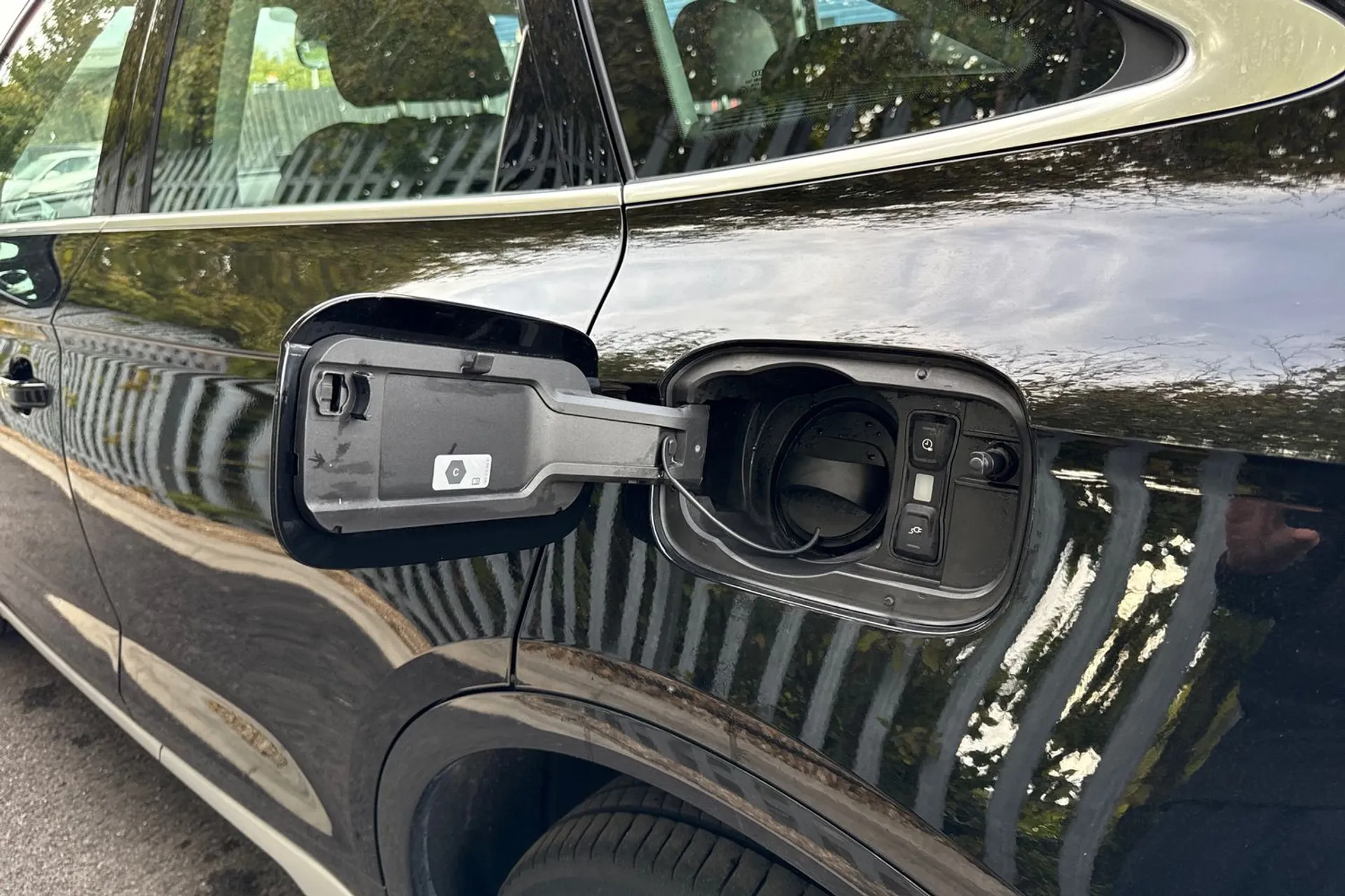 Audi Q5 thumbnail image number 17