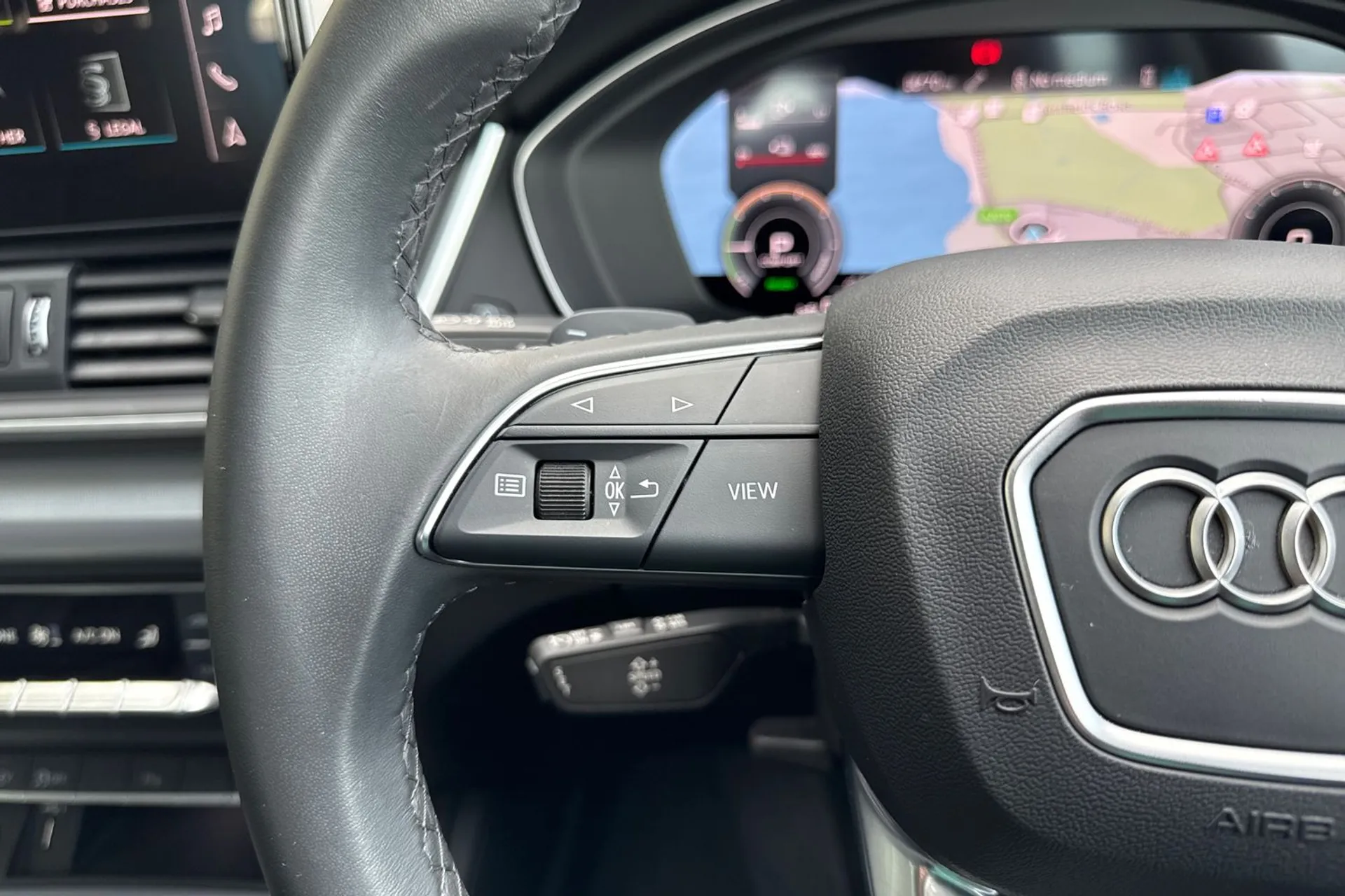 Audi Q5 thumbnail image number 44