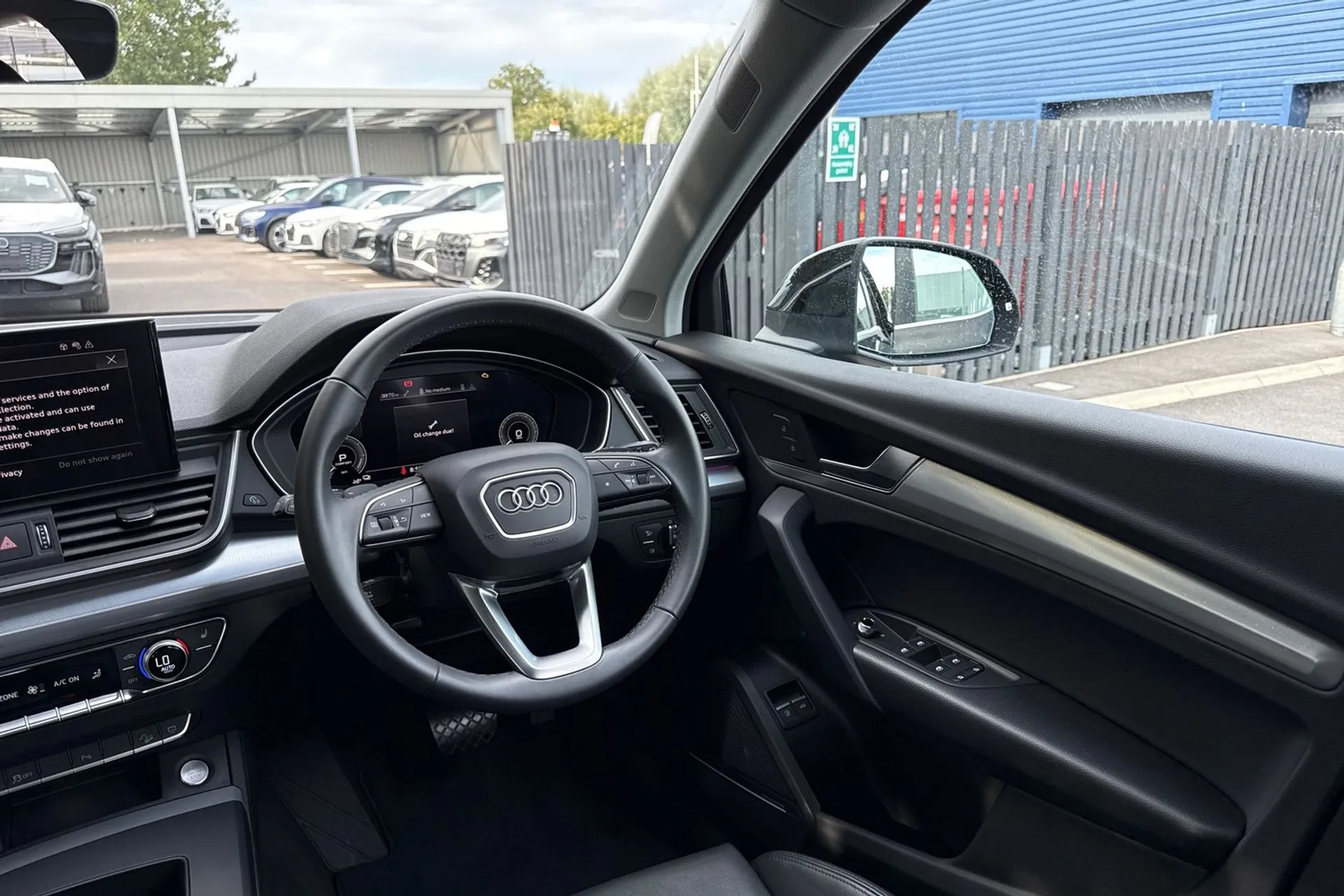 Audi Q5 thumbnail image number 38