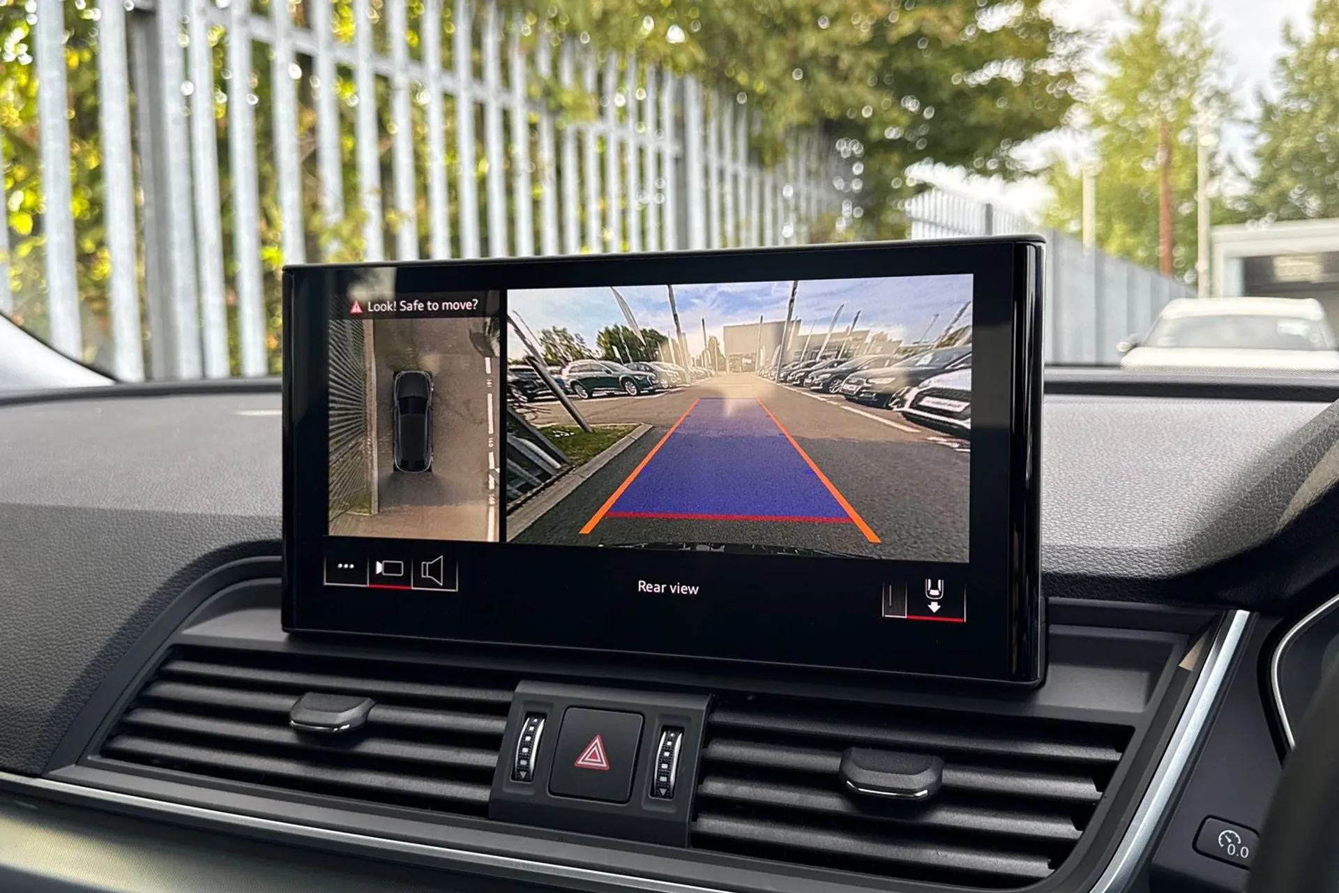 Audi Q5 thumbnail image number 26