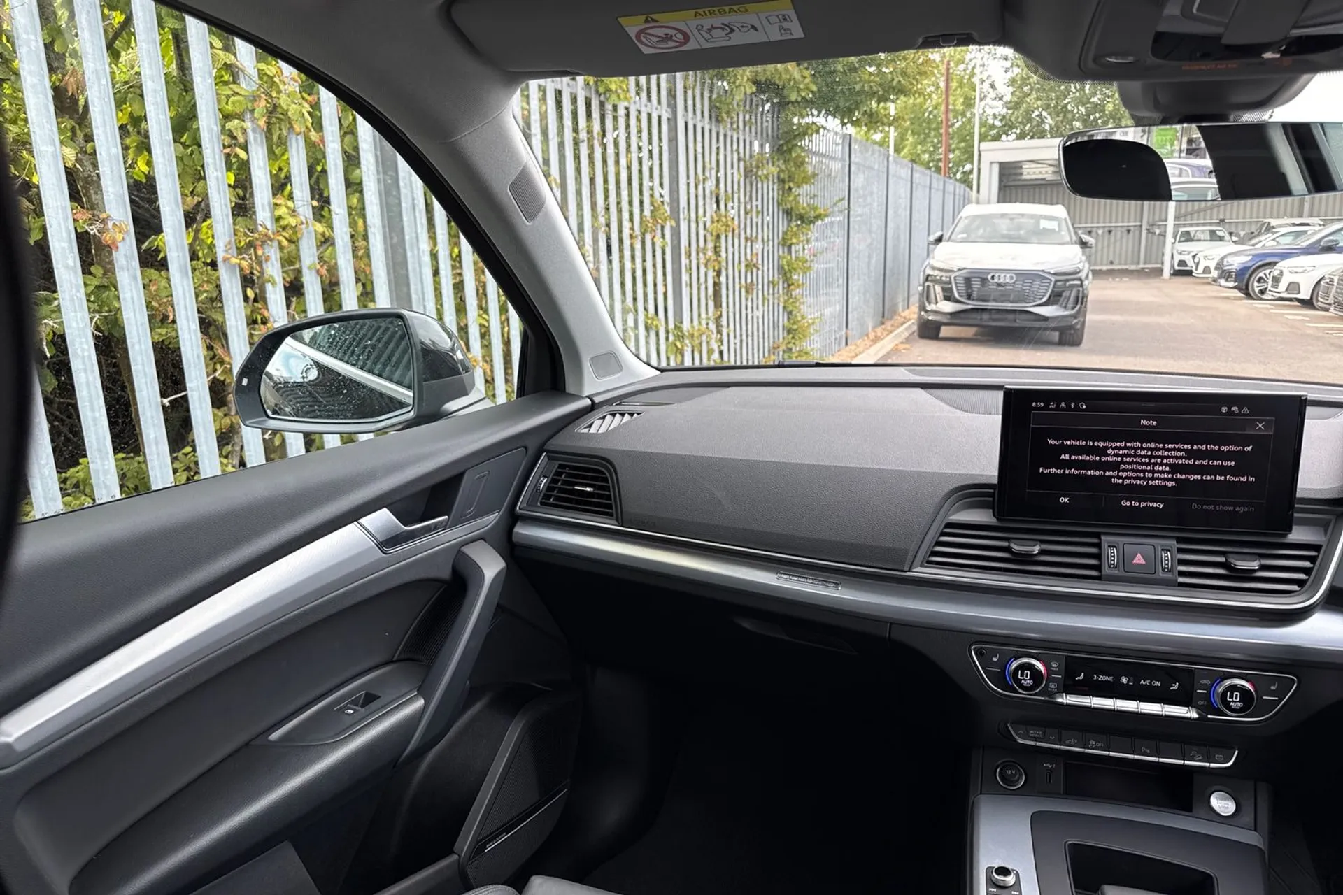 Audi Q5 thumbnail image number 36