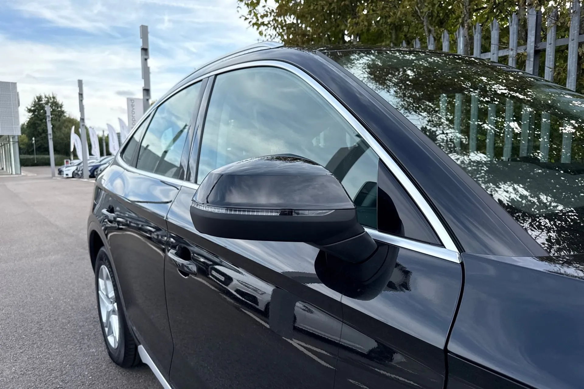 Audi Q5 thumbnail image number 15