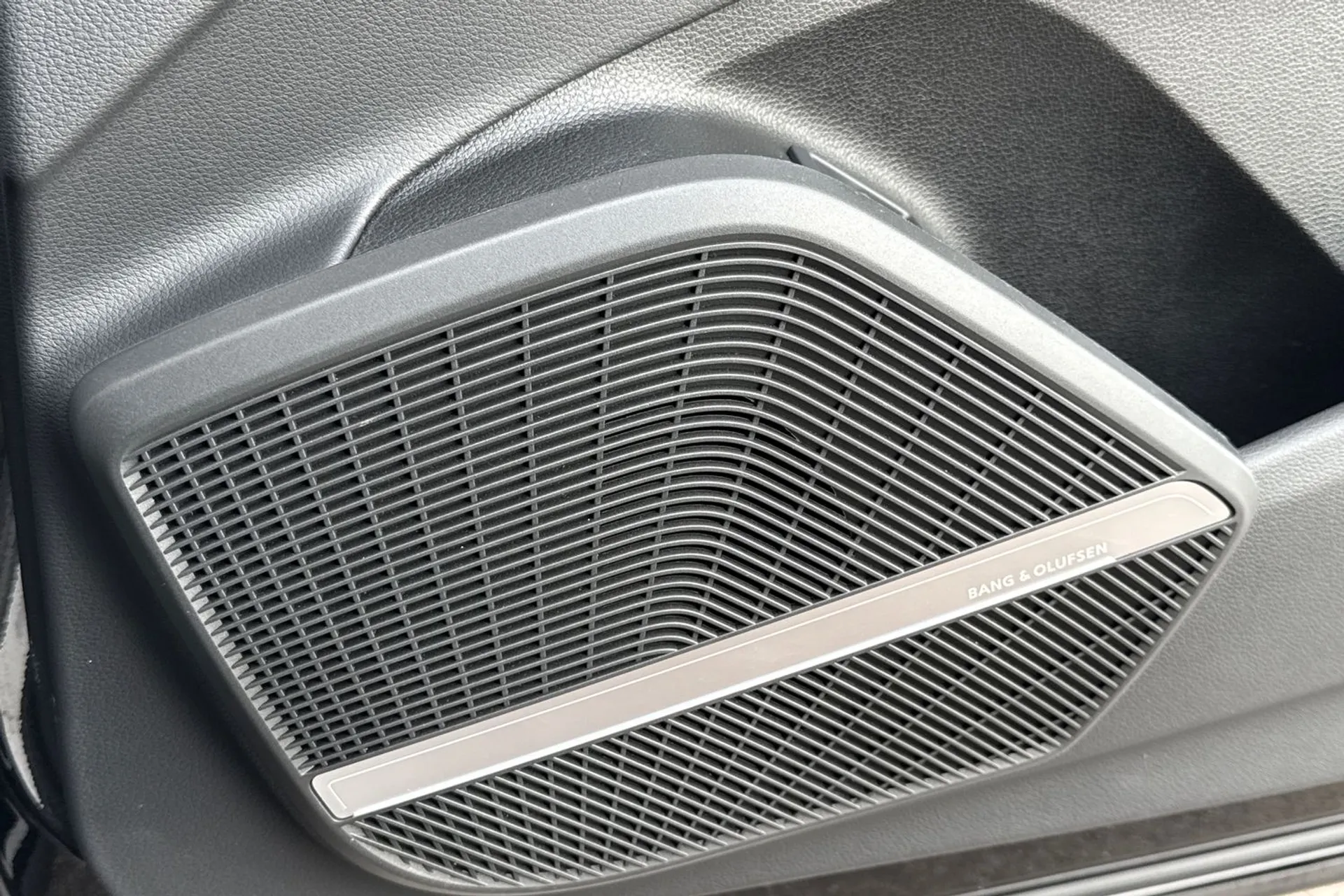 Audi Q5 thumbnail image number 50