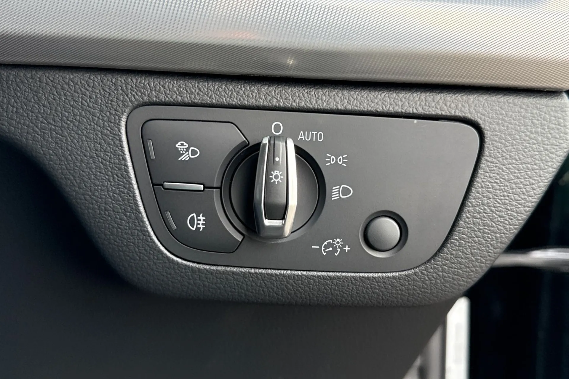 Audi Q5 thumbnail image number 51