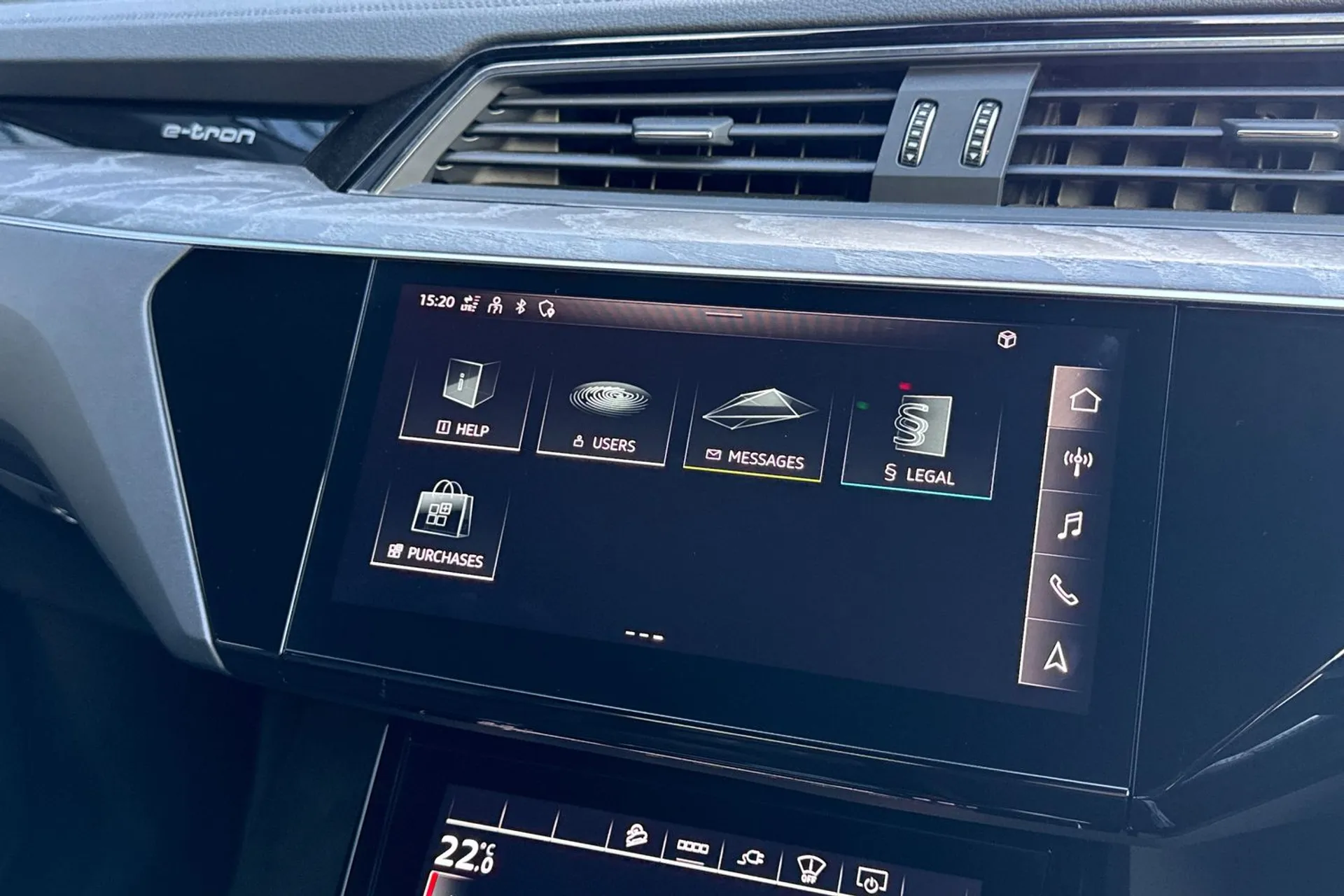 Audi e-tron thumbnail image number 57