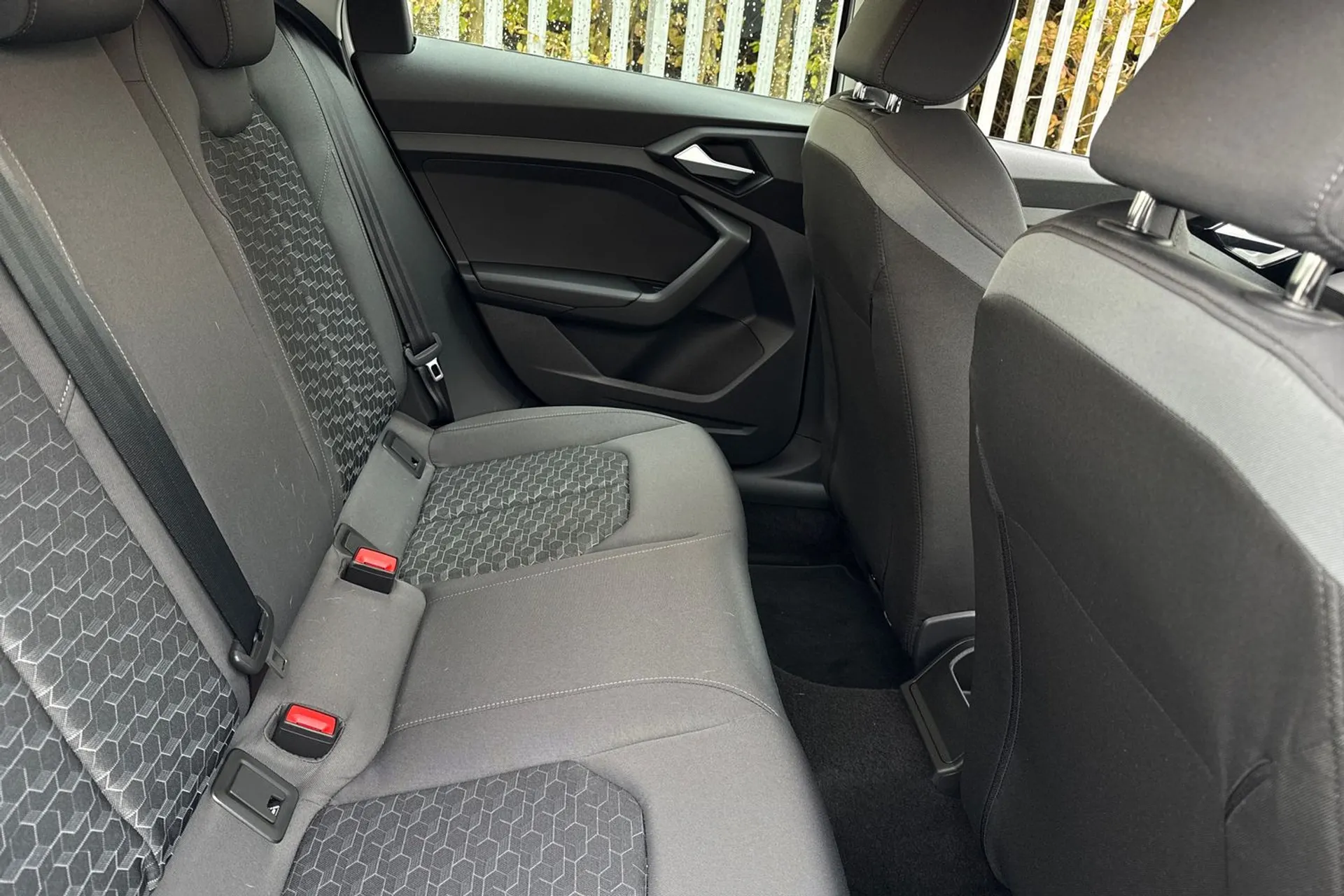 Audi A1 thumbnail image number 21