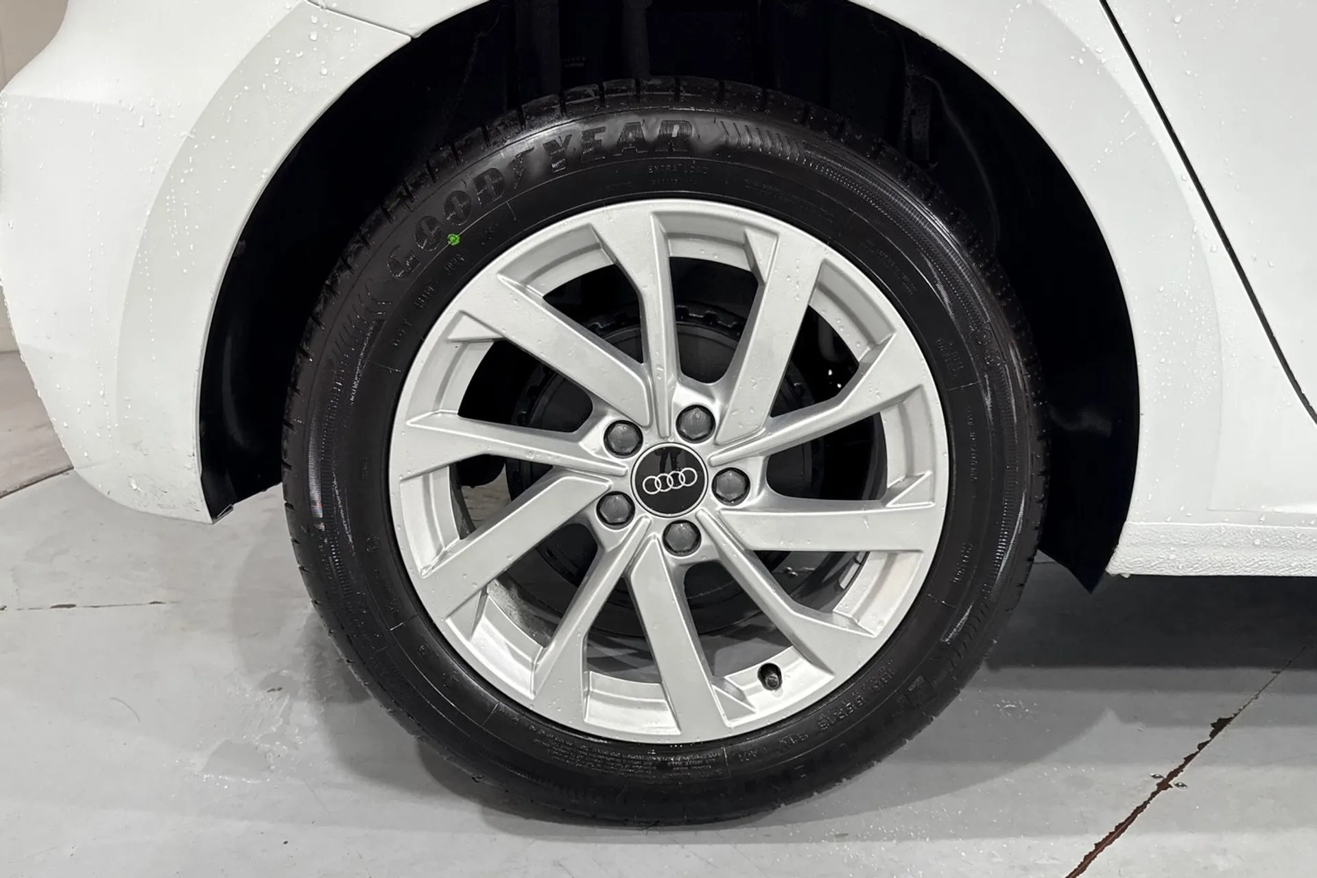 Audi A1 thumbnail image number 12