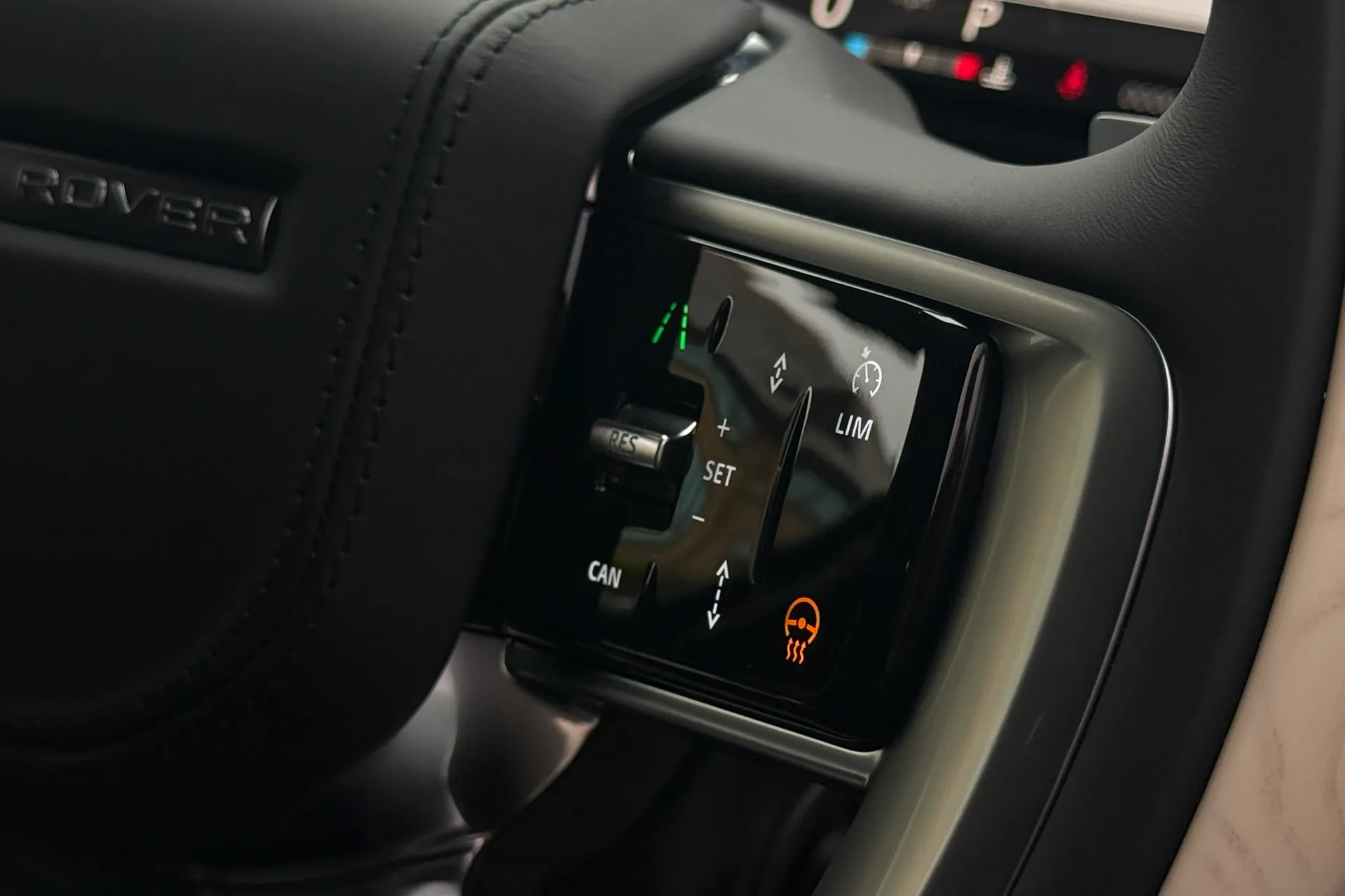 LAND ROVER RANGE ROVER thumbnail image number 68