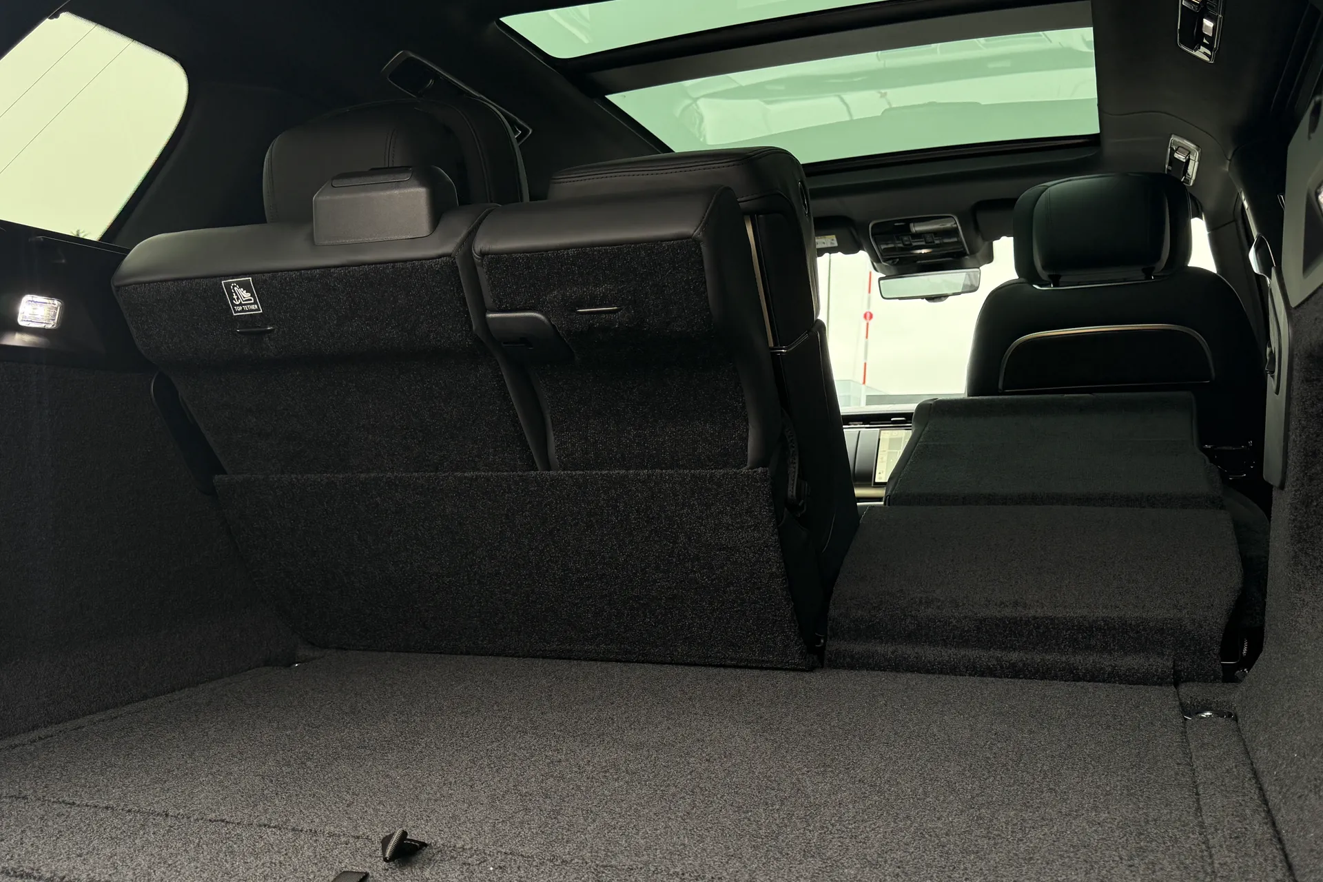 LAND ROVER RANGE ROVER thumbnail image number 45