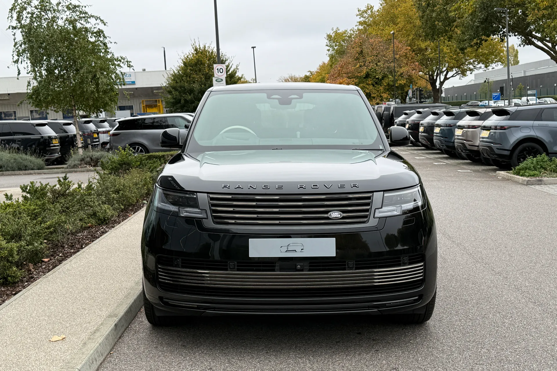 LAND ROVER RANGE ROVER thumbnail image number 21