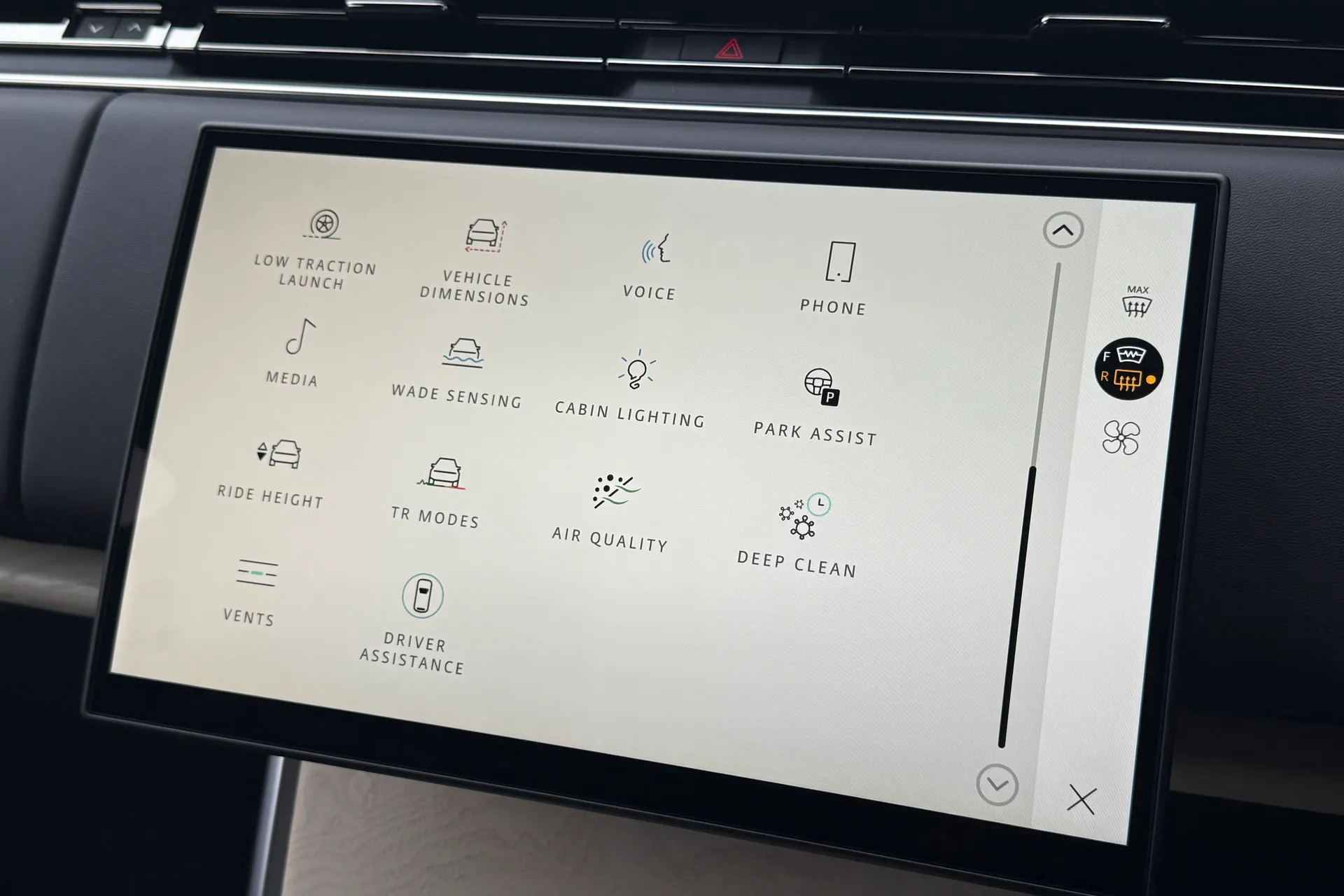 LAND ROVER RANGE ROVER thumbnail image number 40