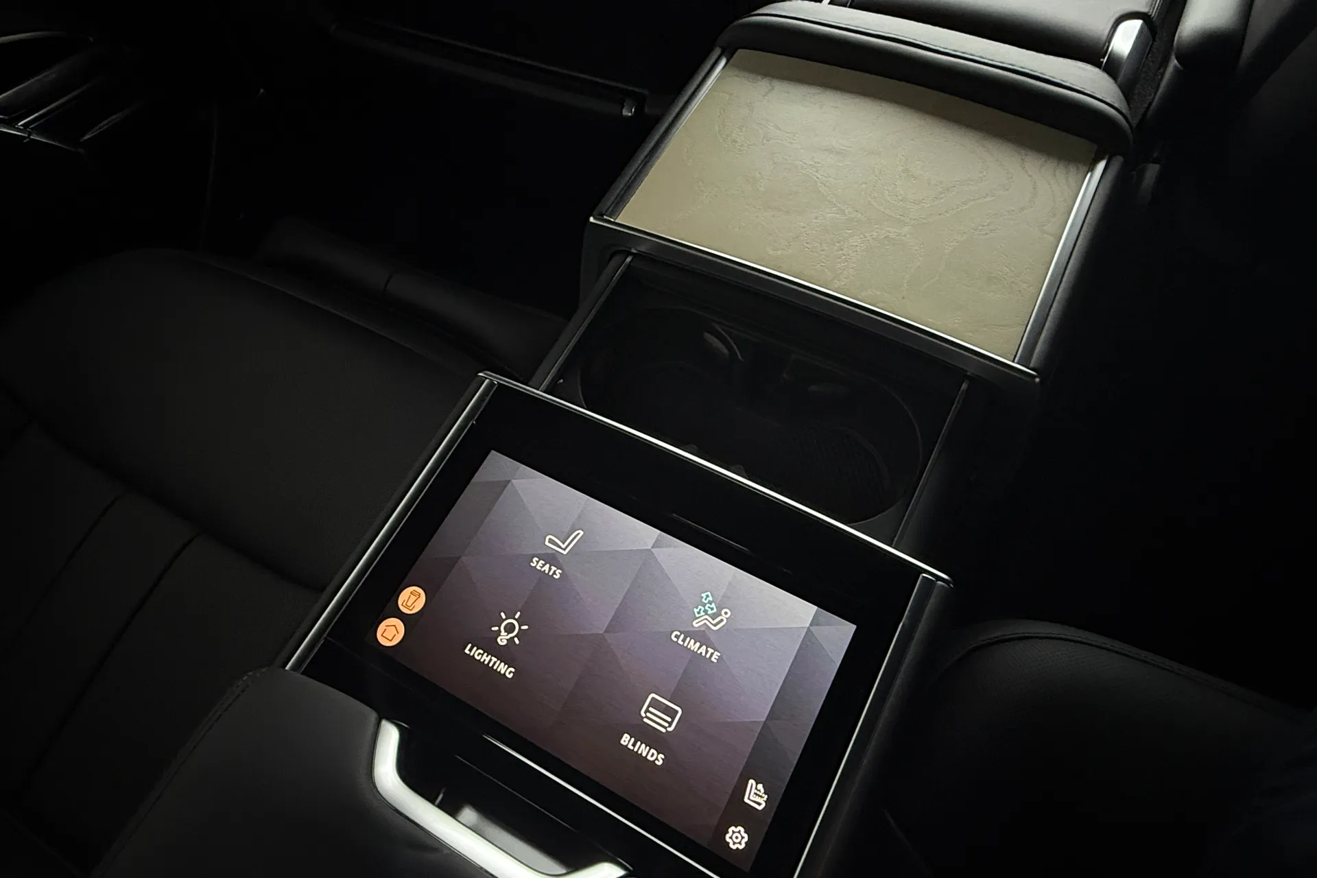 LAND ROVER RANGE ROVER thumbnail image number 52