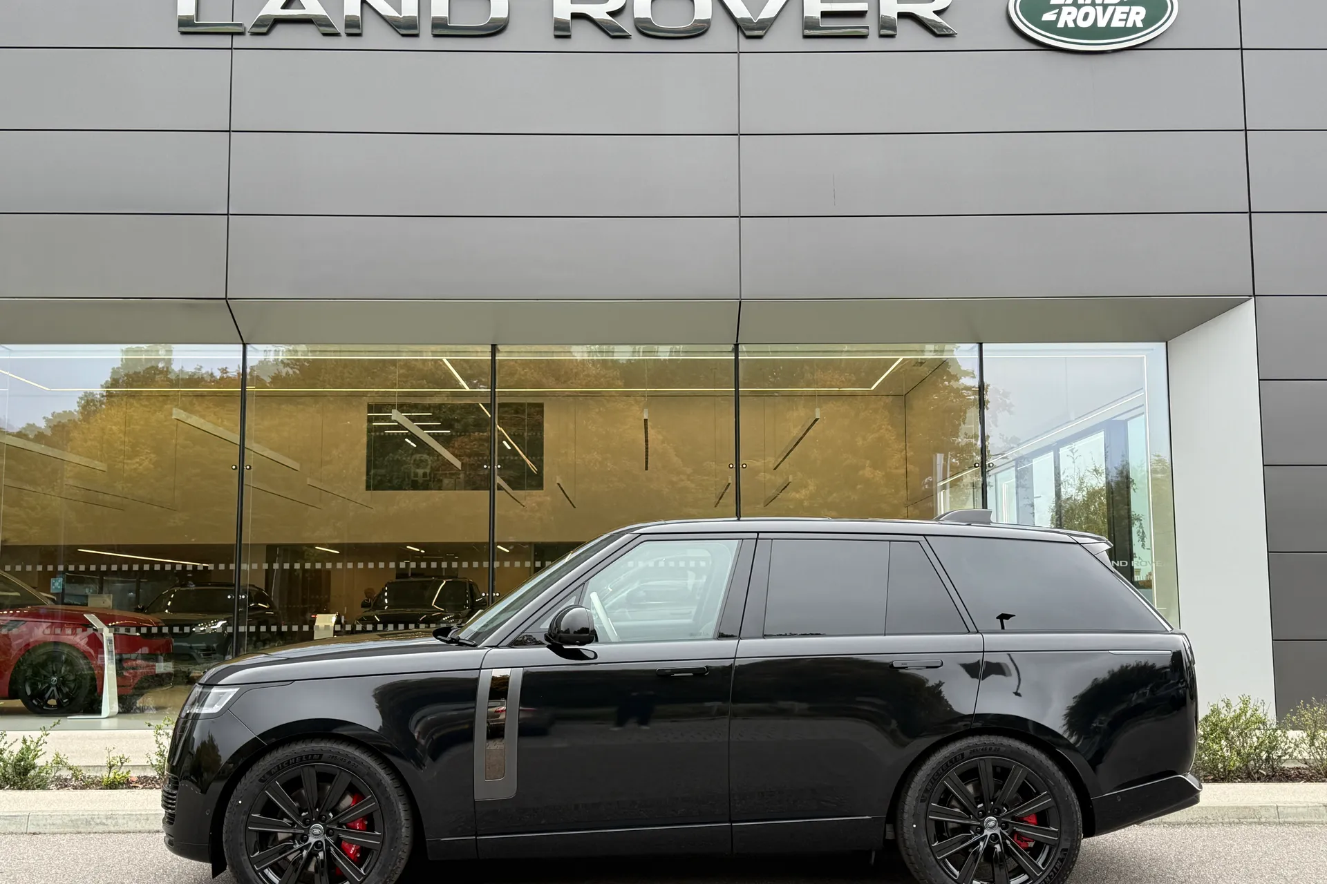 LAND ROVER RANGE ROVER thumbnail image number 10