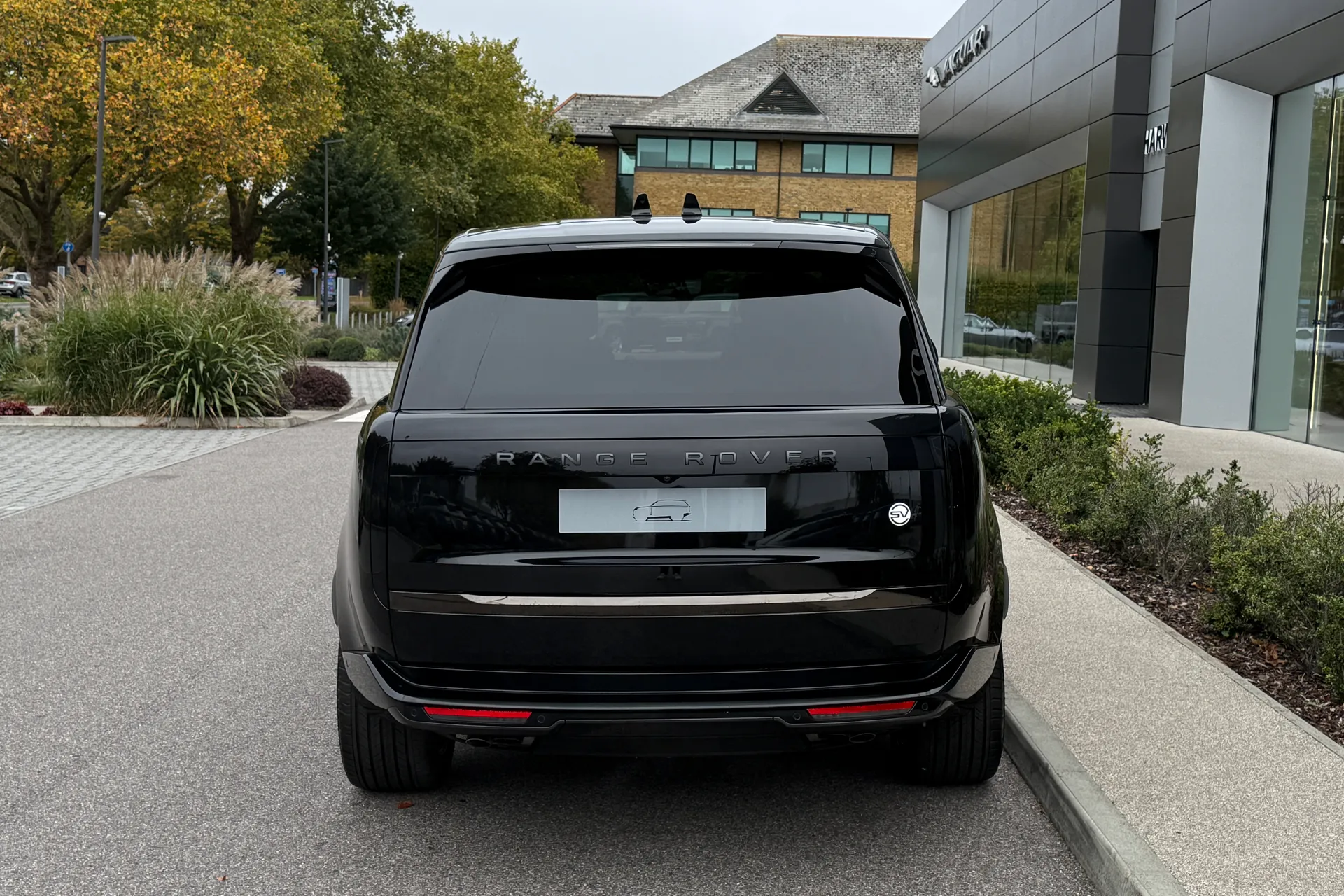 LAND ROVER RANGE ROVER thumbnail image number 16