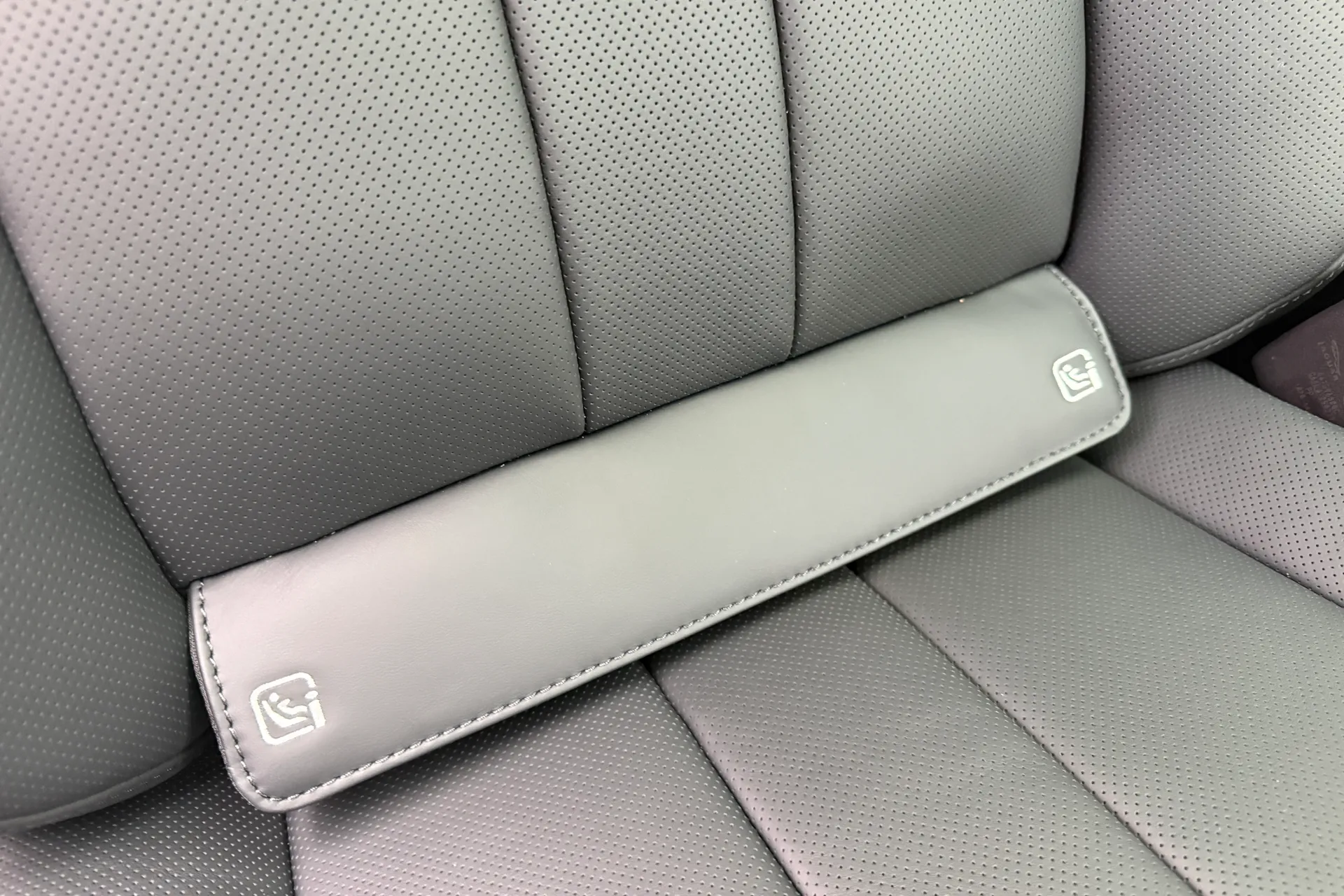 LAND ROVER RANGE ROVER thumbnail image number 50