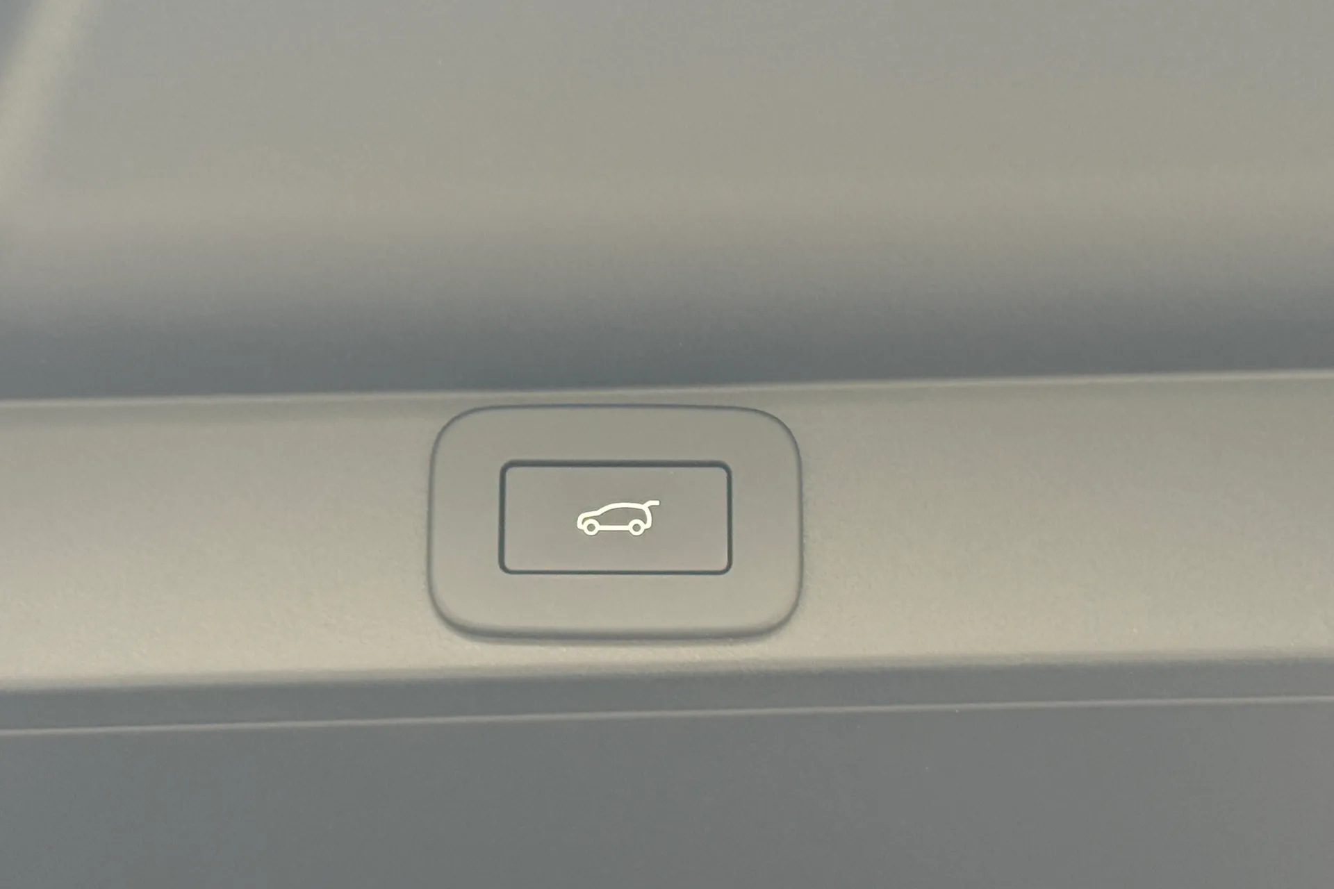 LAND ROVER RANGE ROVER thumbnail image number 44