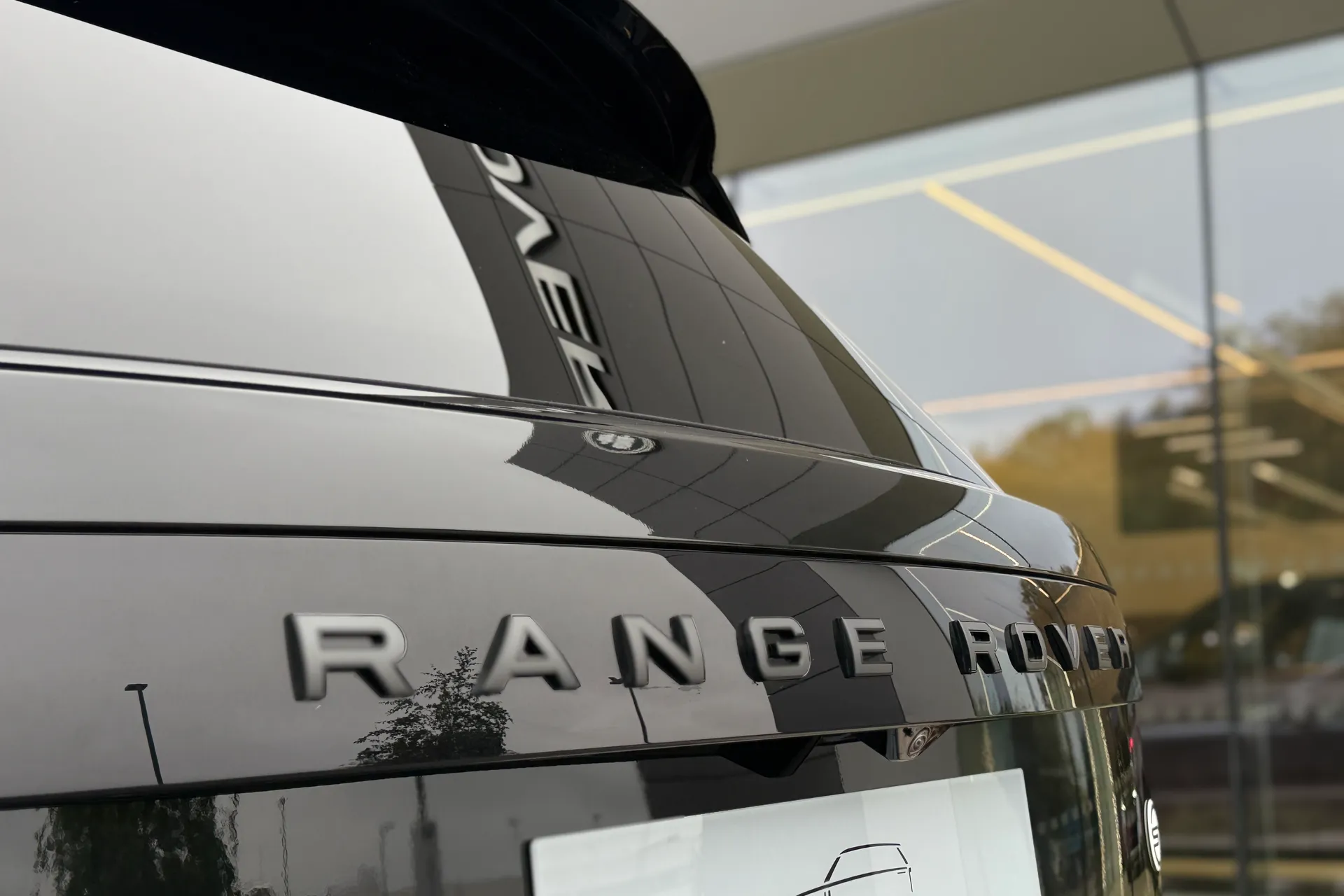 LAND ROVER RANGE ROVER thumbnail image number 18