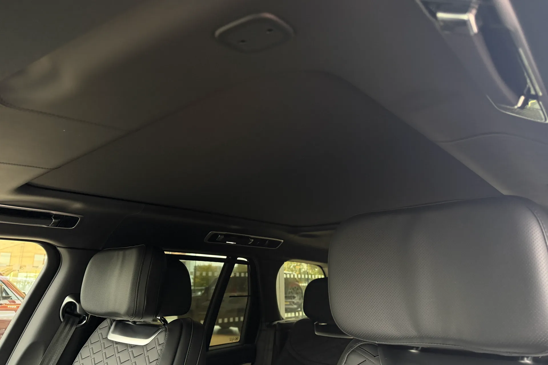 LAND ROVER RANGE ROVER thumbnail image number 6