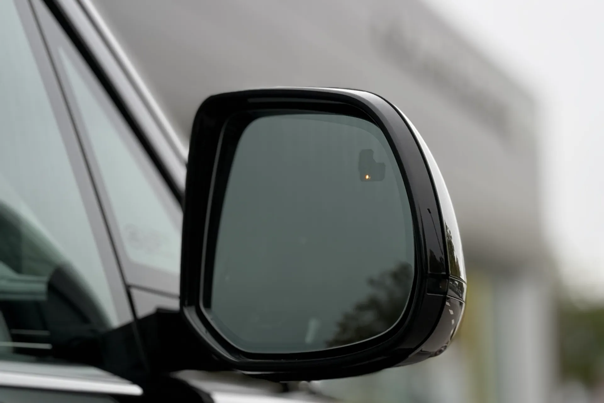 LAND ROVER RANGE ROVER thumbnail image number 14