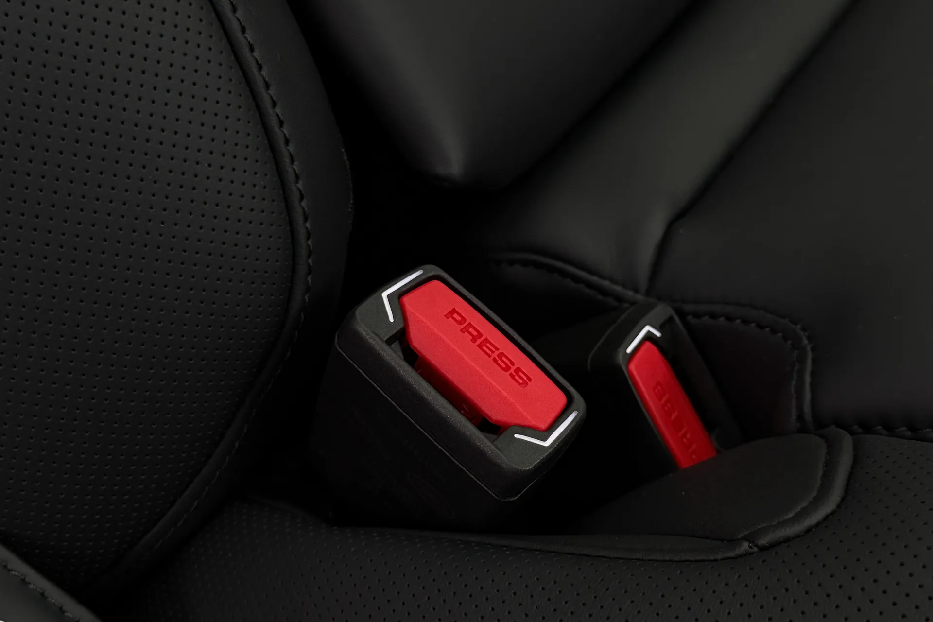 LAND ROVER RANGE ROVER thumbnail image number 49