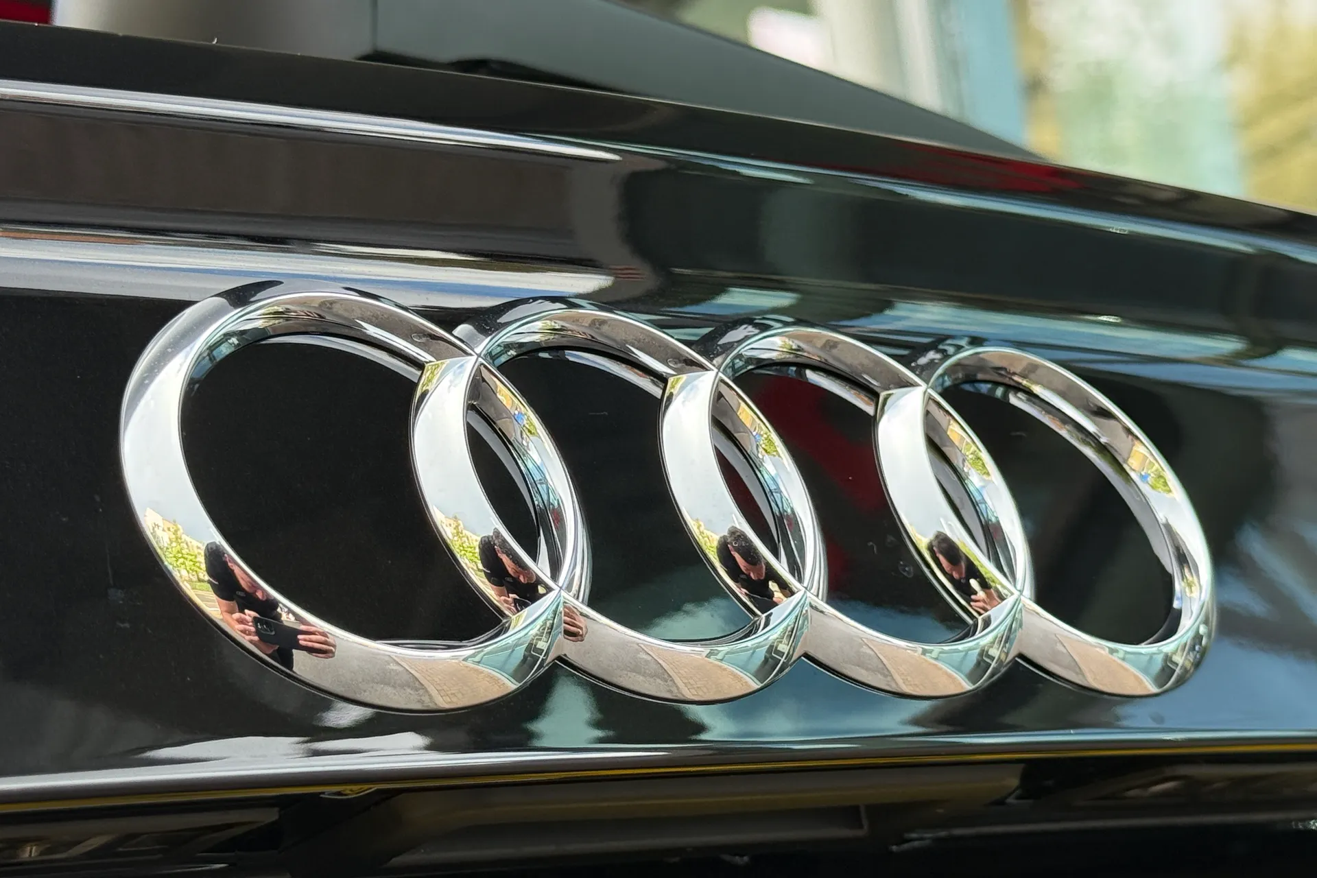 Audi Q3 thumbnail image number 40