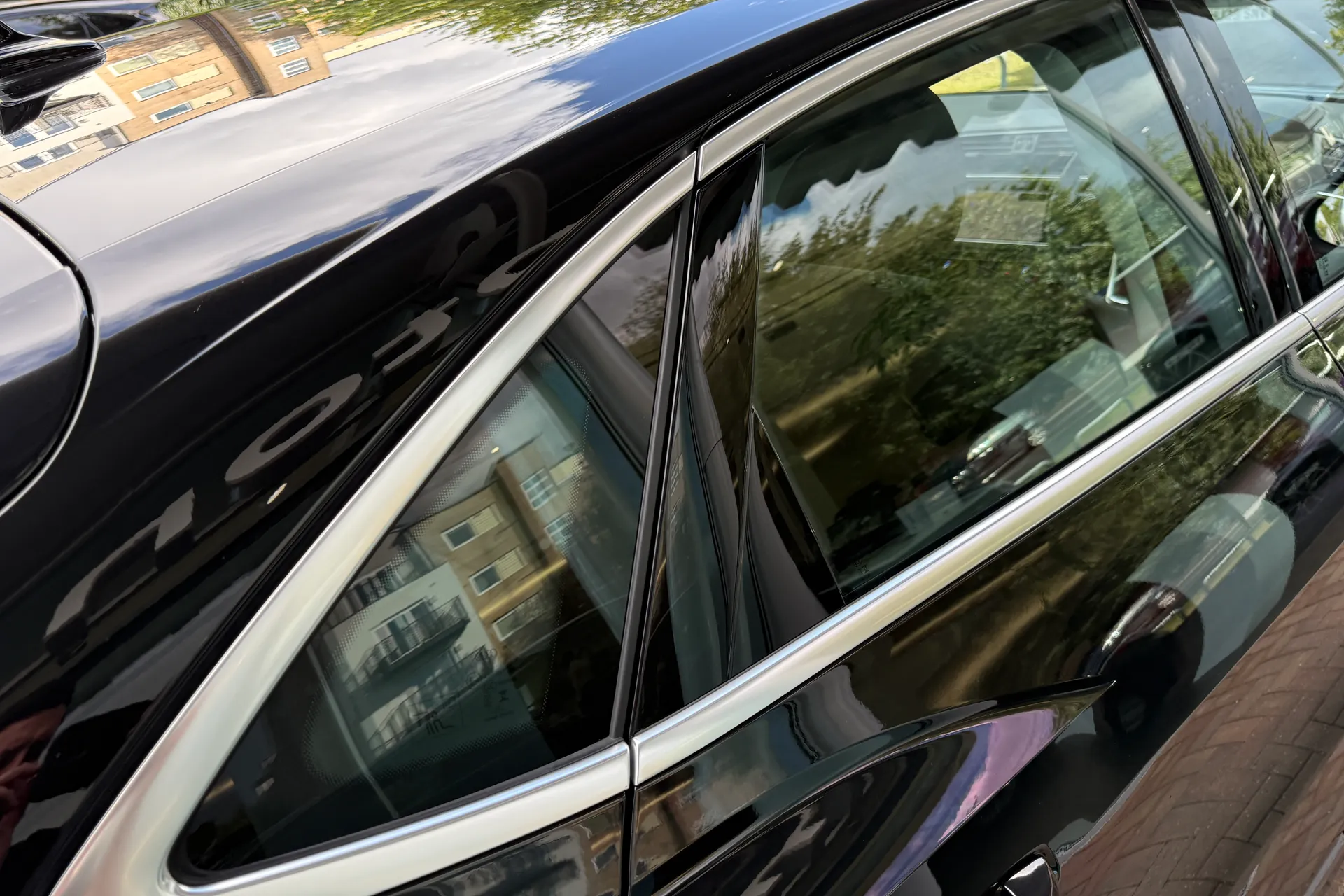 Audi Q3 thumbnail image number 44