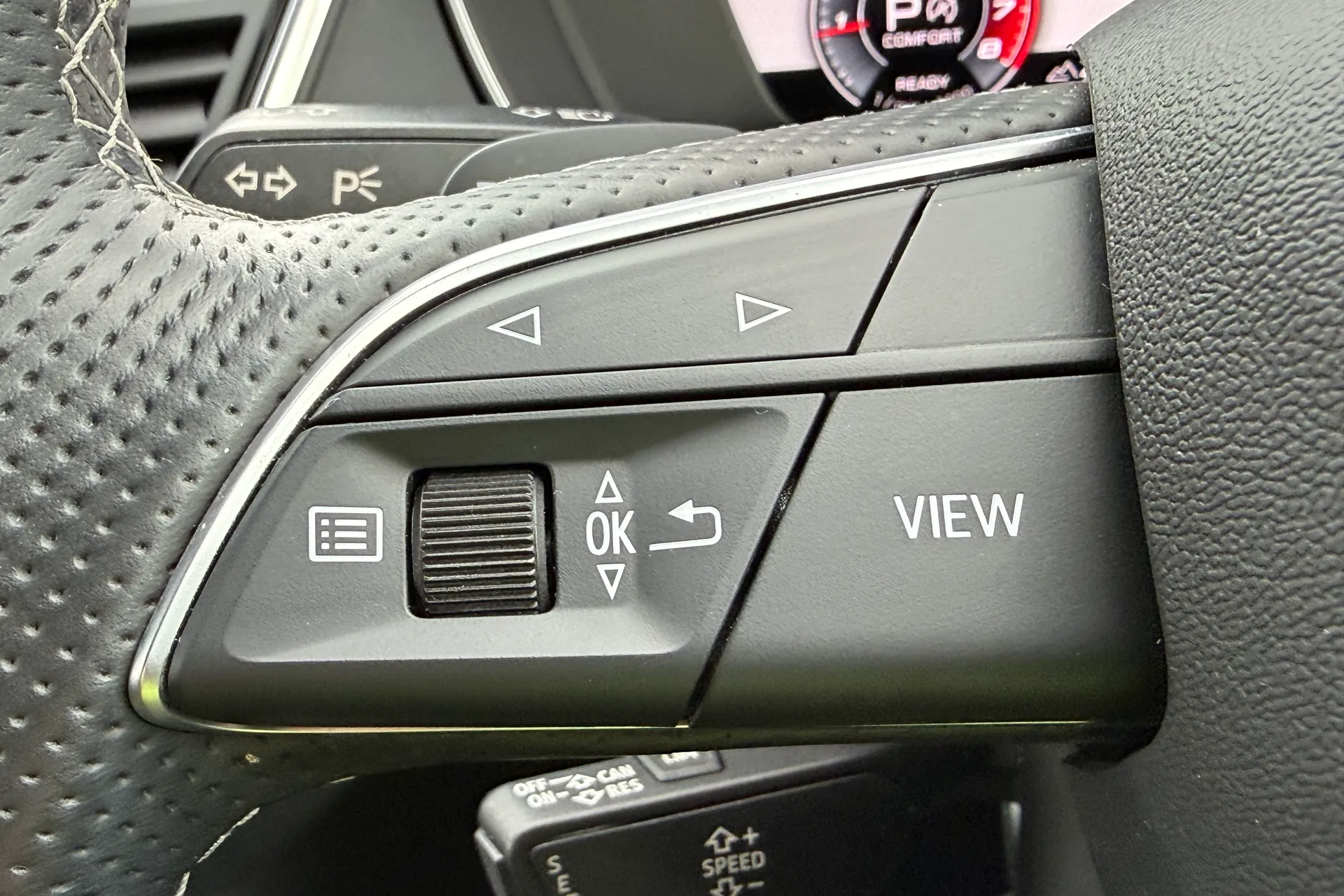 Audi Q5 thumbnail image number 21