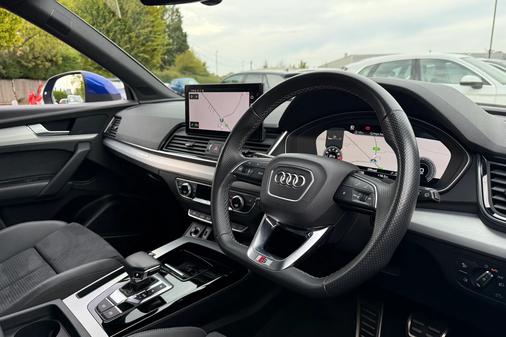 Audi Q5 thumbnail image number 28