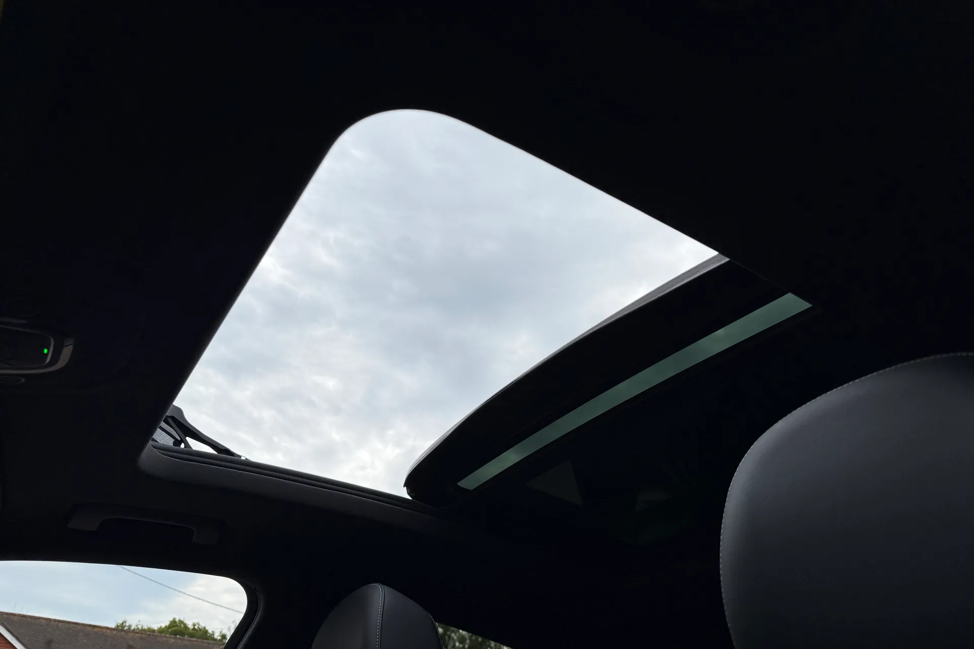 Audi Q5 thumbnail image number 36