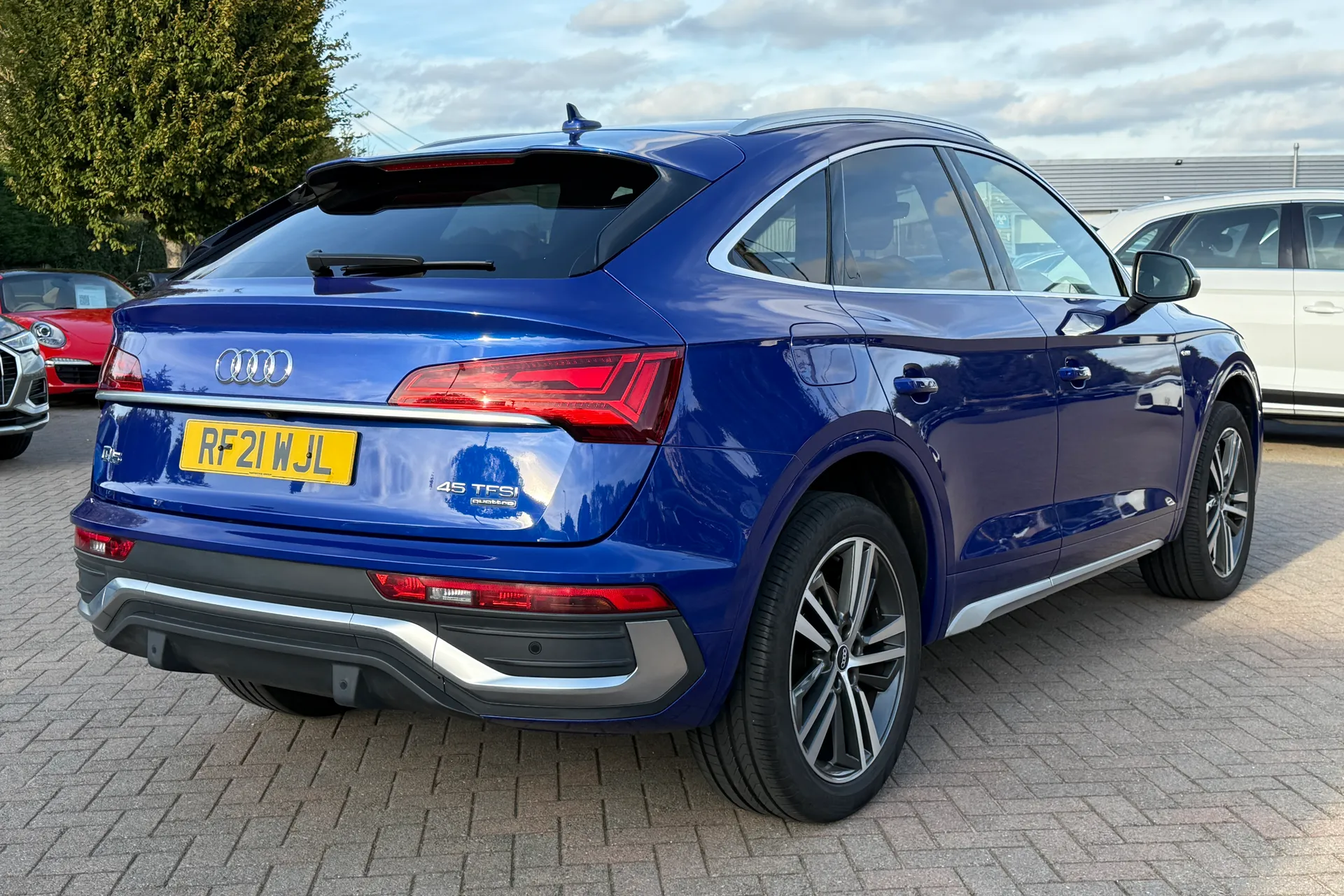 Audi Q5 thumbnail image number 31