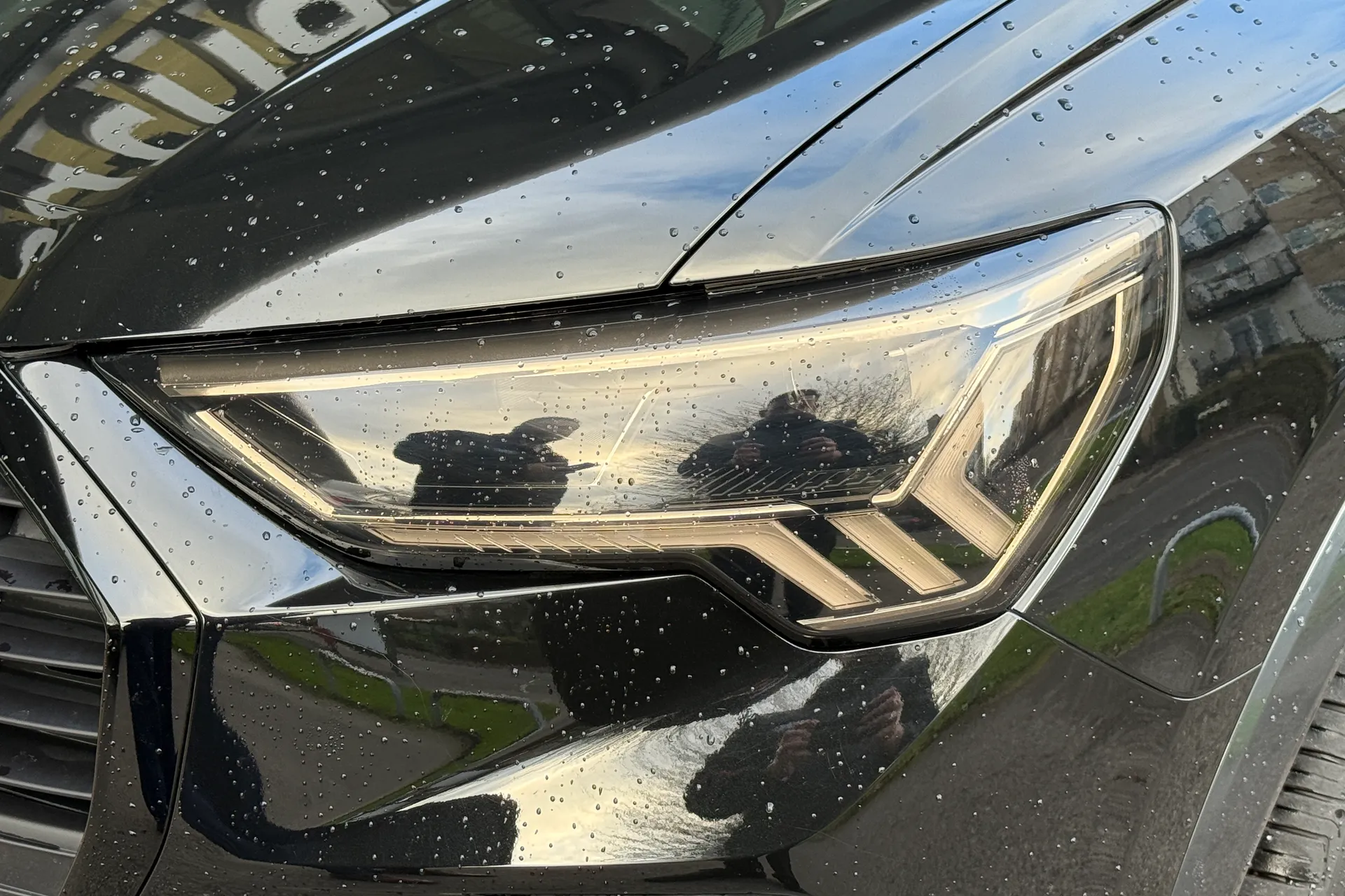 Audi Q3 thumbnail image number 60