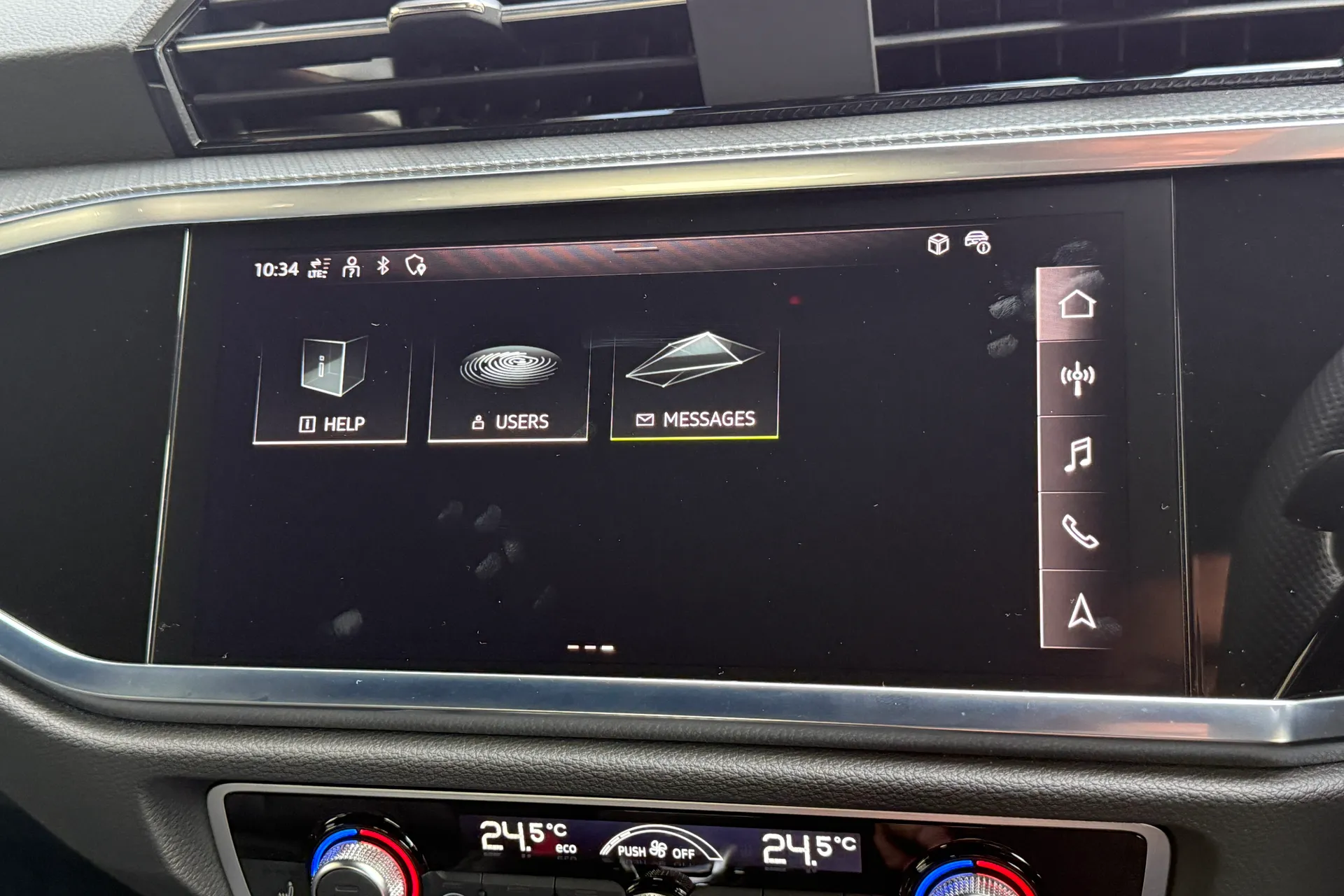 Audi Q3 thumbnail image number 65