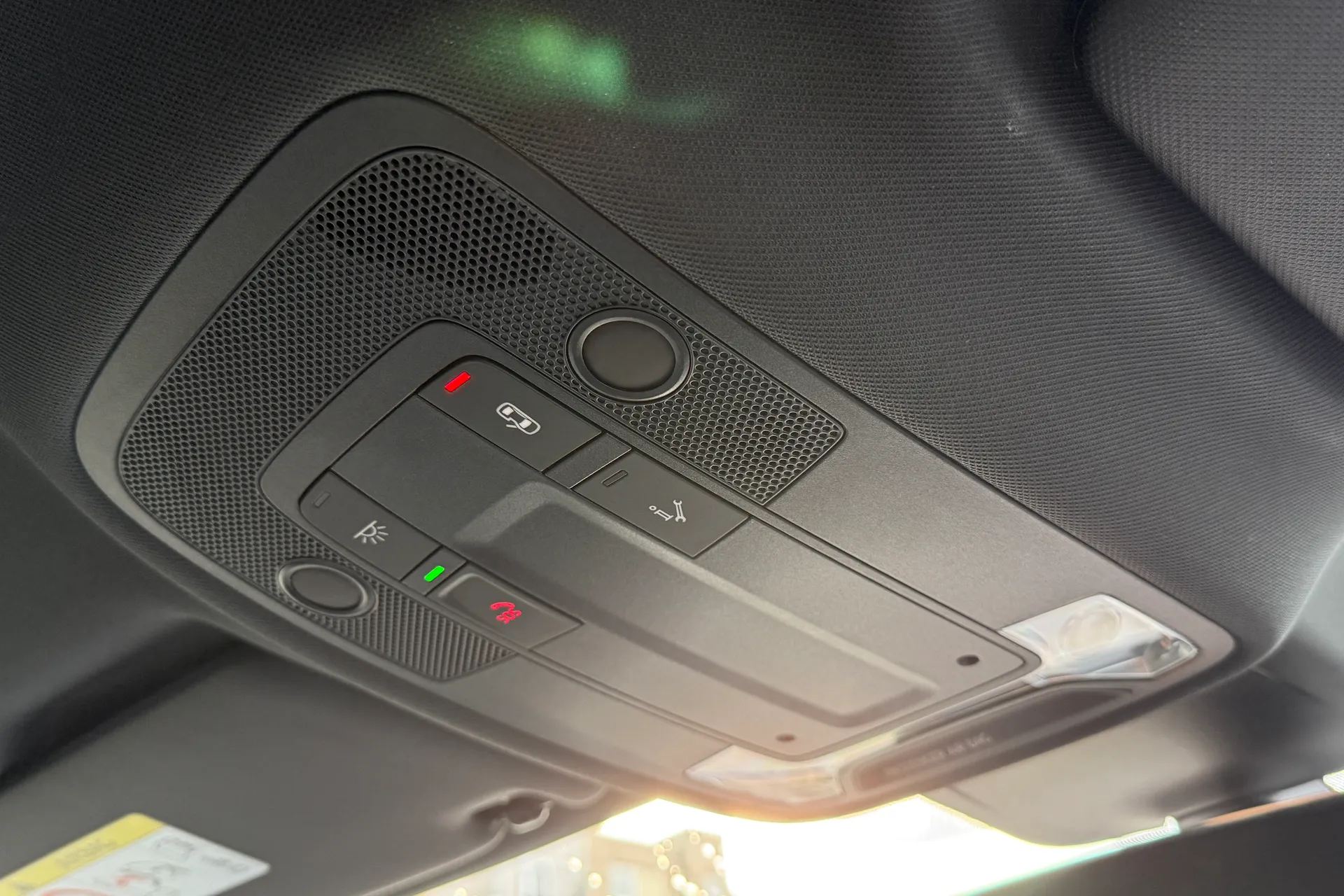 Audi Q3 thumbnail image number 31