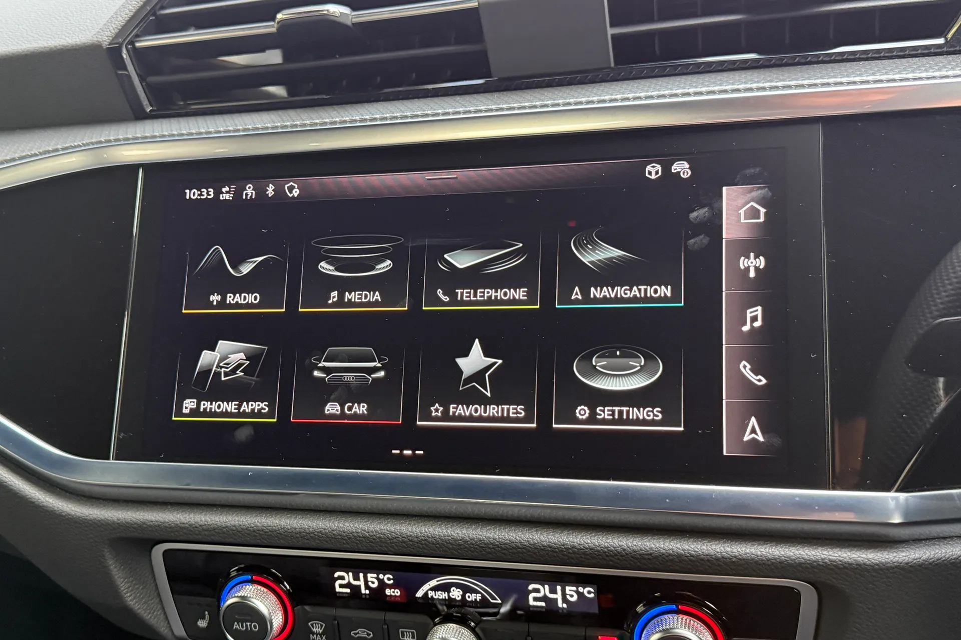 Audi Q3 thumbnail image number 64