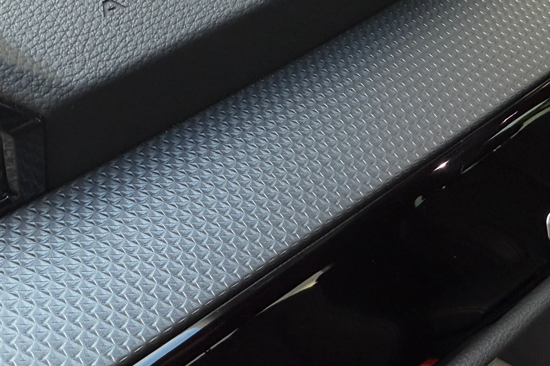 Audi Q3 thumbnail image number 56