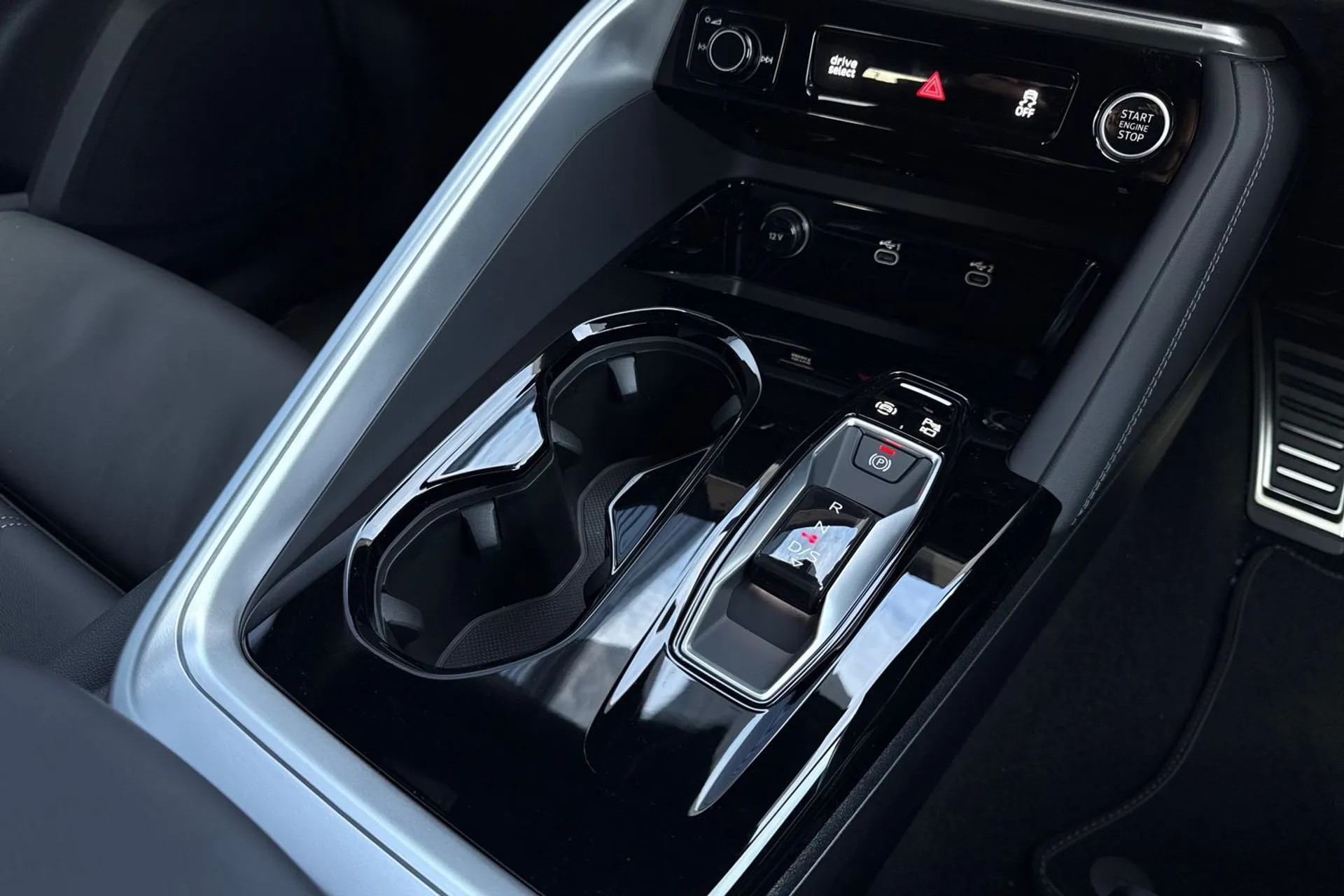 Audi Q5 thumbnail image number 34