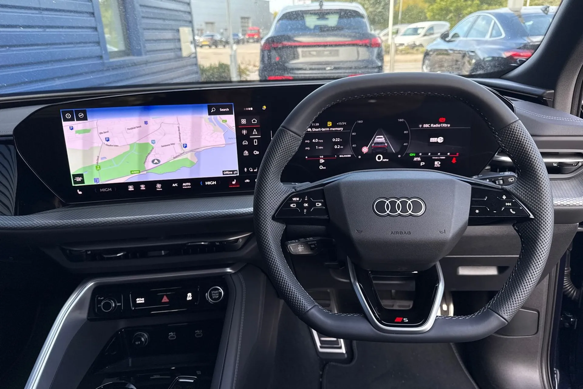 Audi Q5 thumbnail image number 39