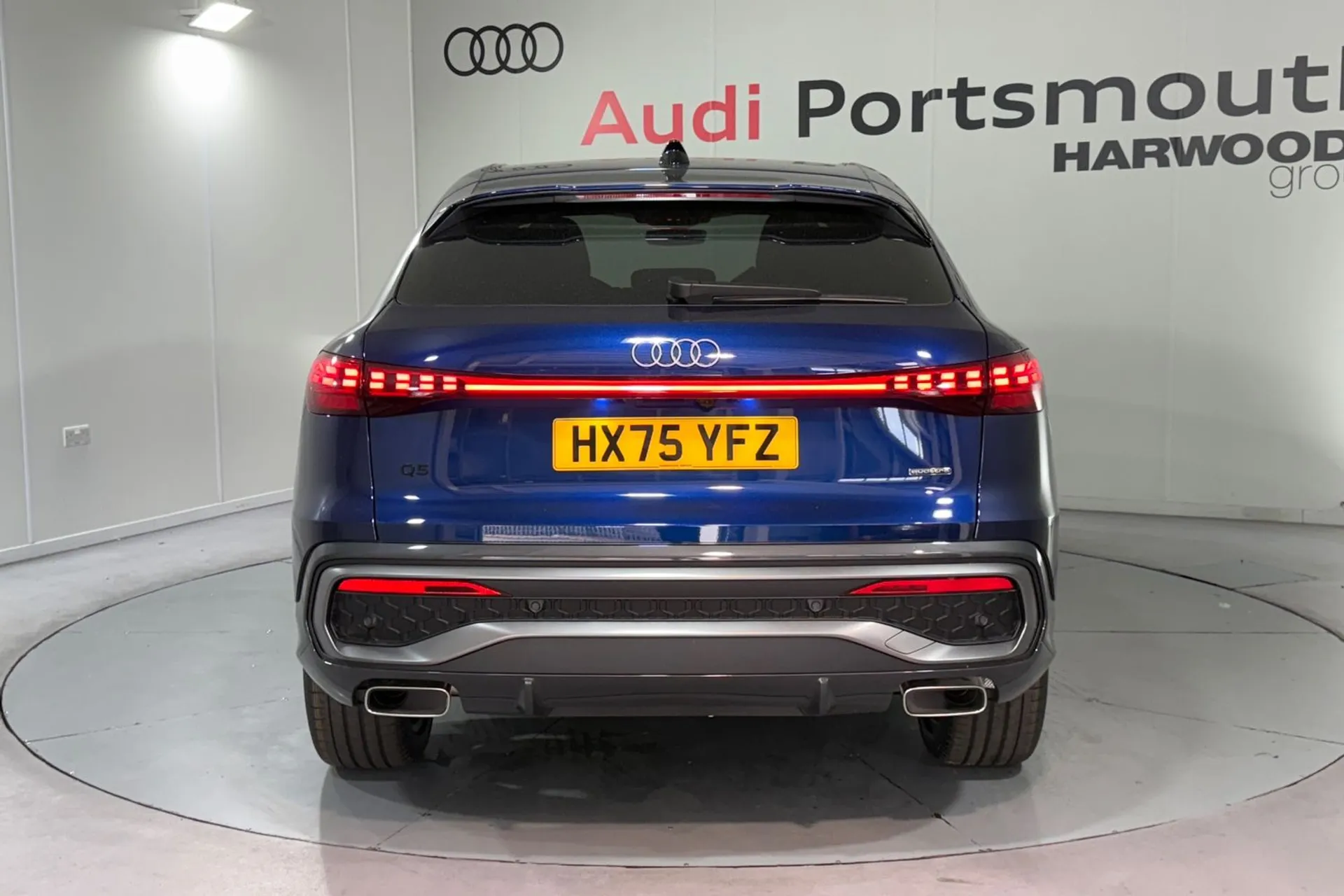 Audi Q5 thumbnail image number 7