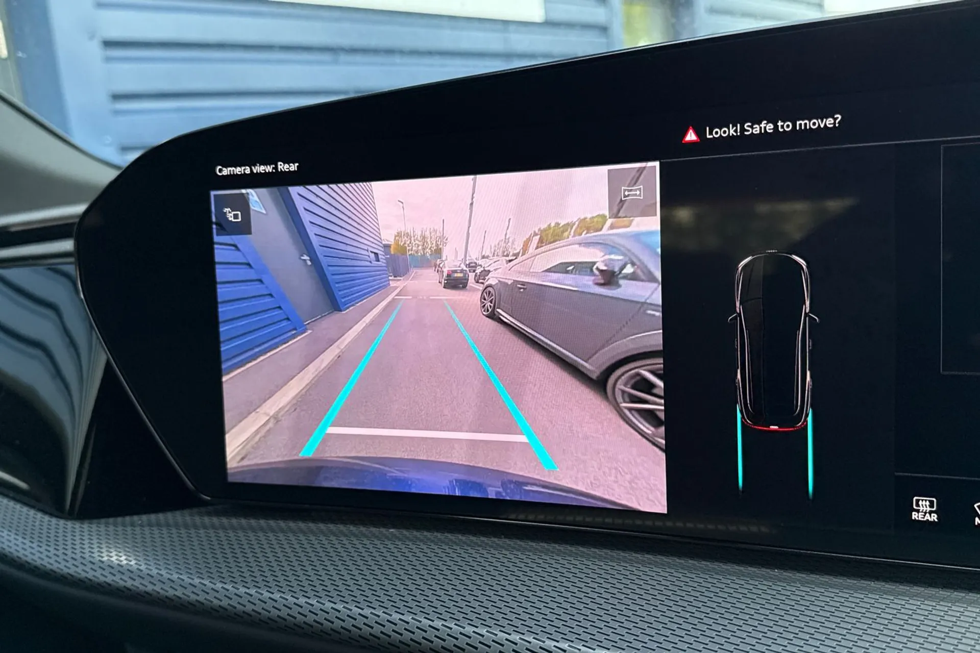 Audi Q5 thumbnail image number 4