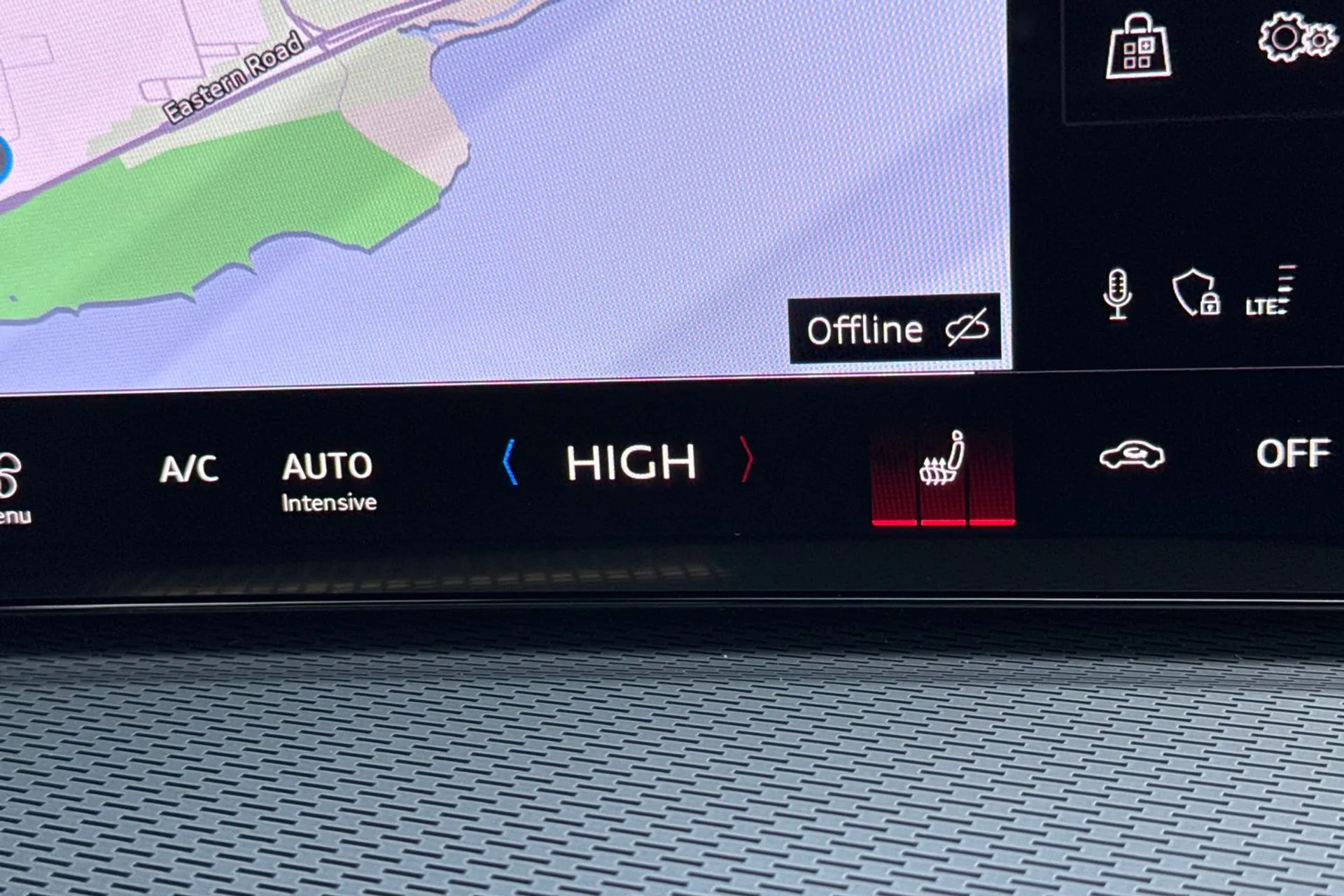 Audi Q5 thumbnail image number 36