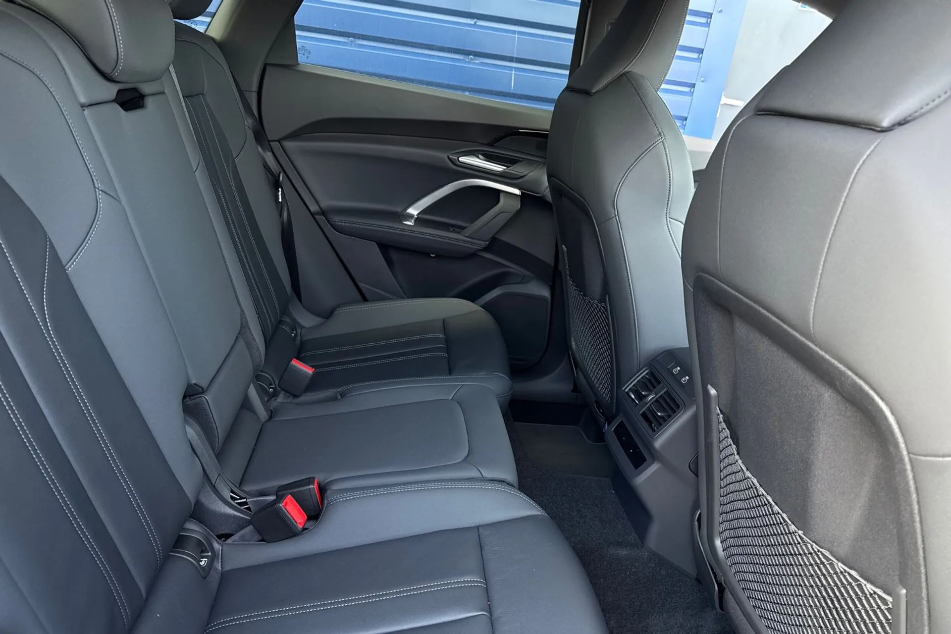 Audi Q5 thumbnail image number 21