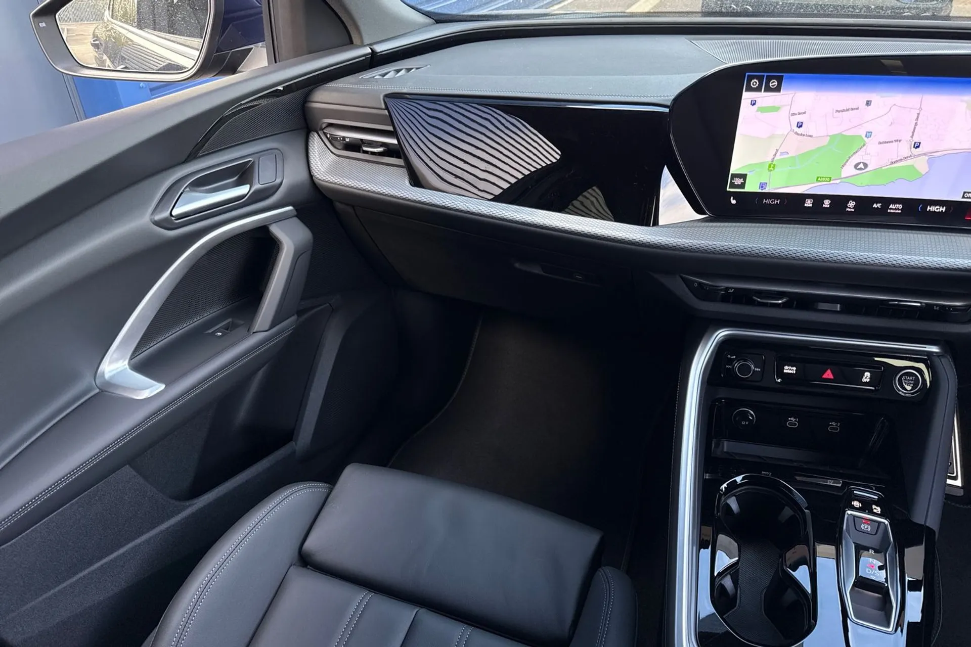 Audi Q5 thumbnail image number 37