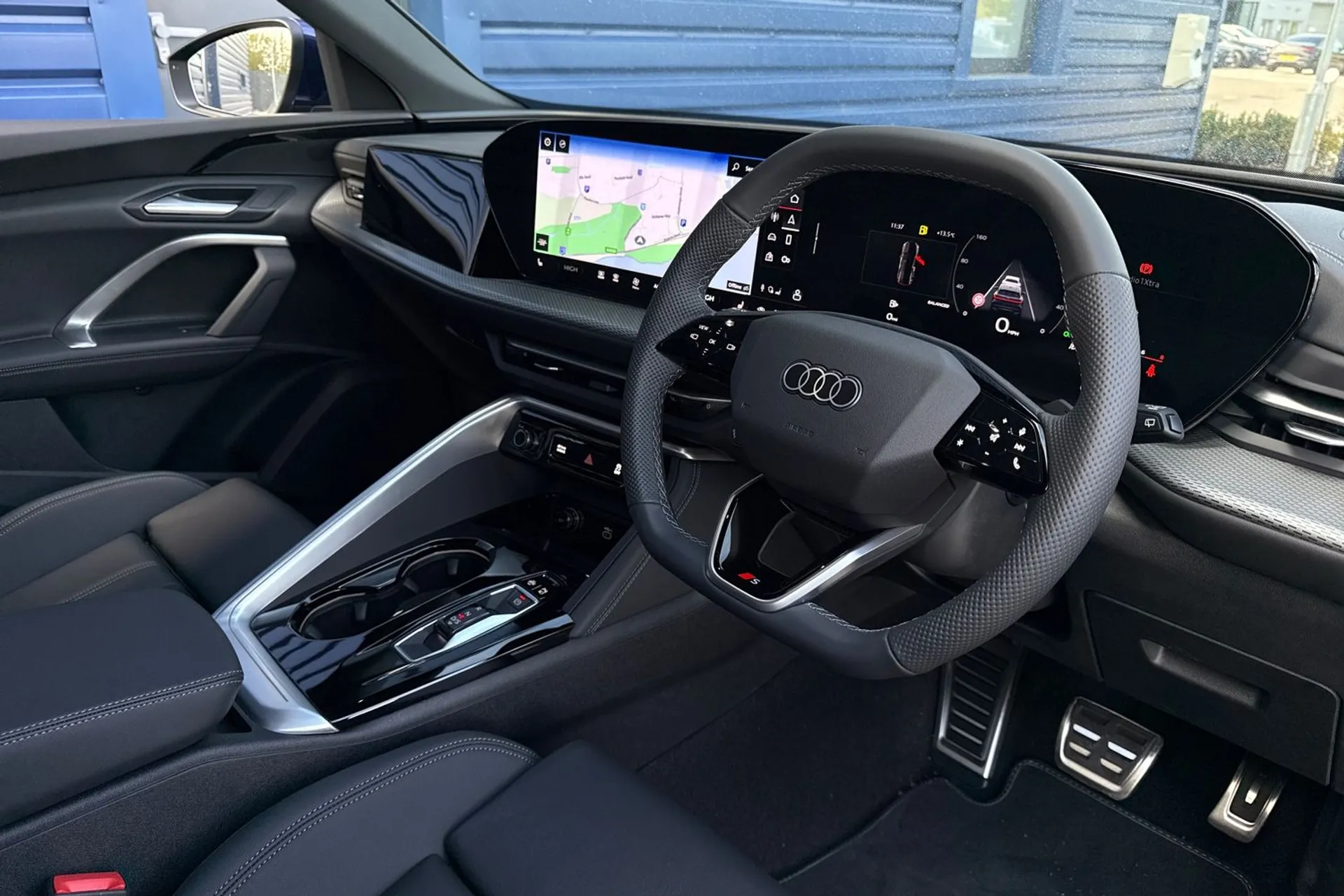 Audi Q5 thumbnail image number 25