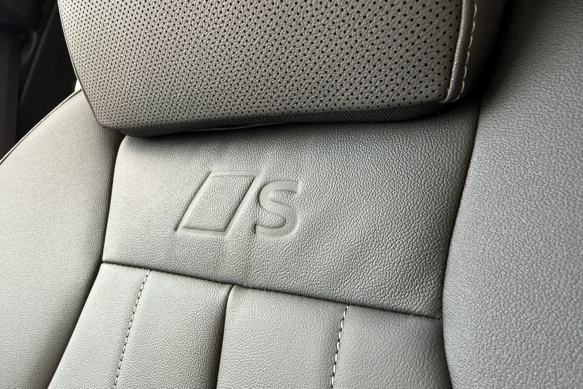 Audi Q6 e-tron thumbnail image number 53