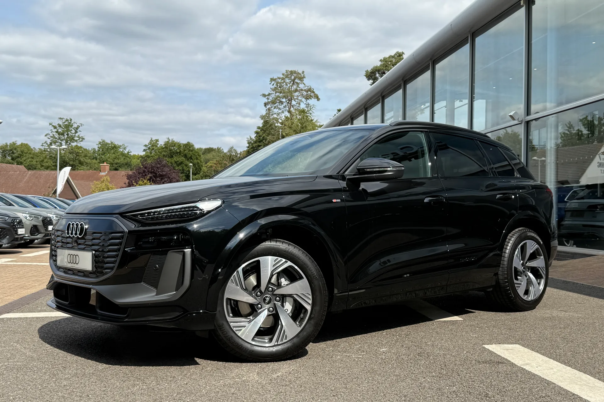 Audi Q6 e-tron thumbnail image number 55