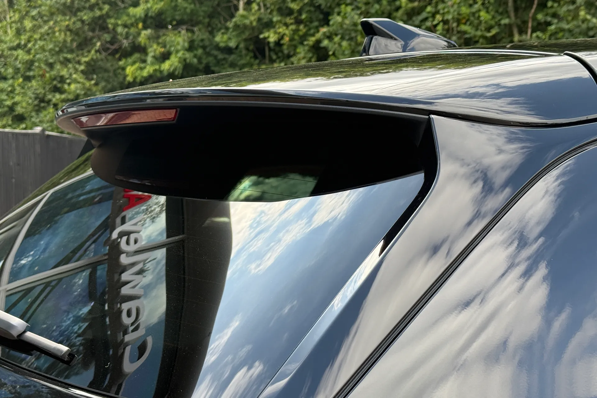 Audi Q6 e-tron thumbnail image number 12